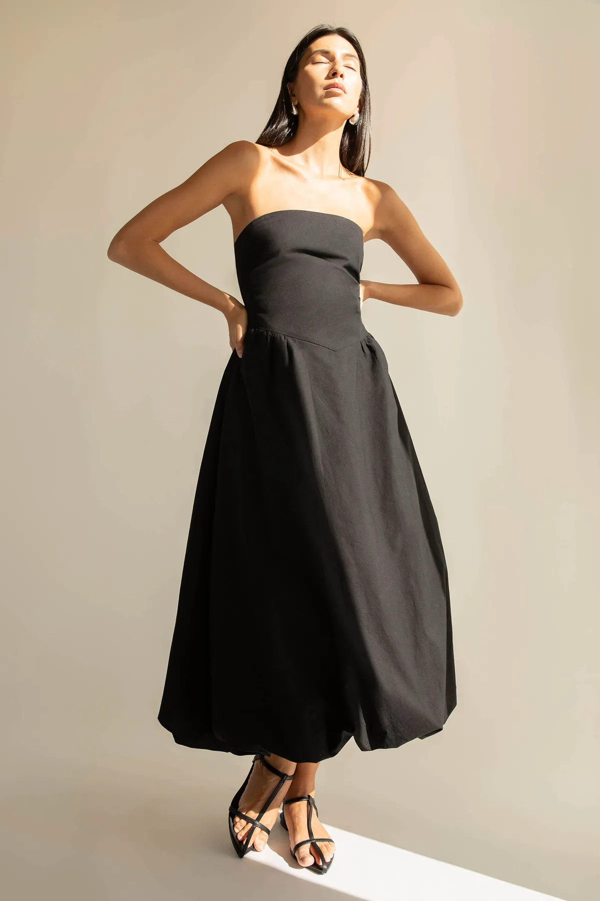STRAPLESS BUBBLE HEM DRESS | OAK + FORT