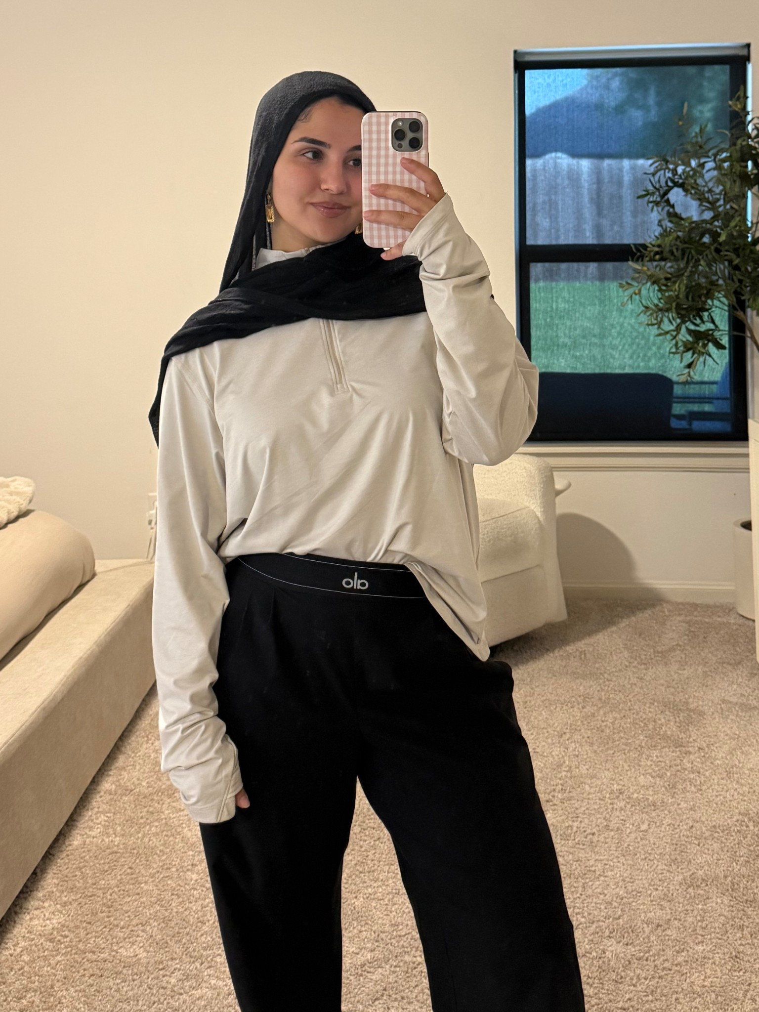 My pants are a size L and top is a size XL! 