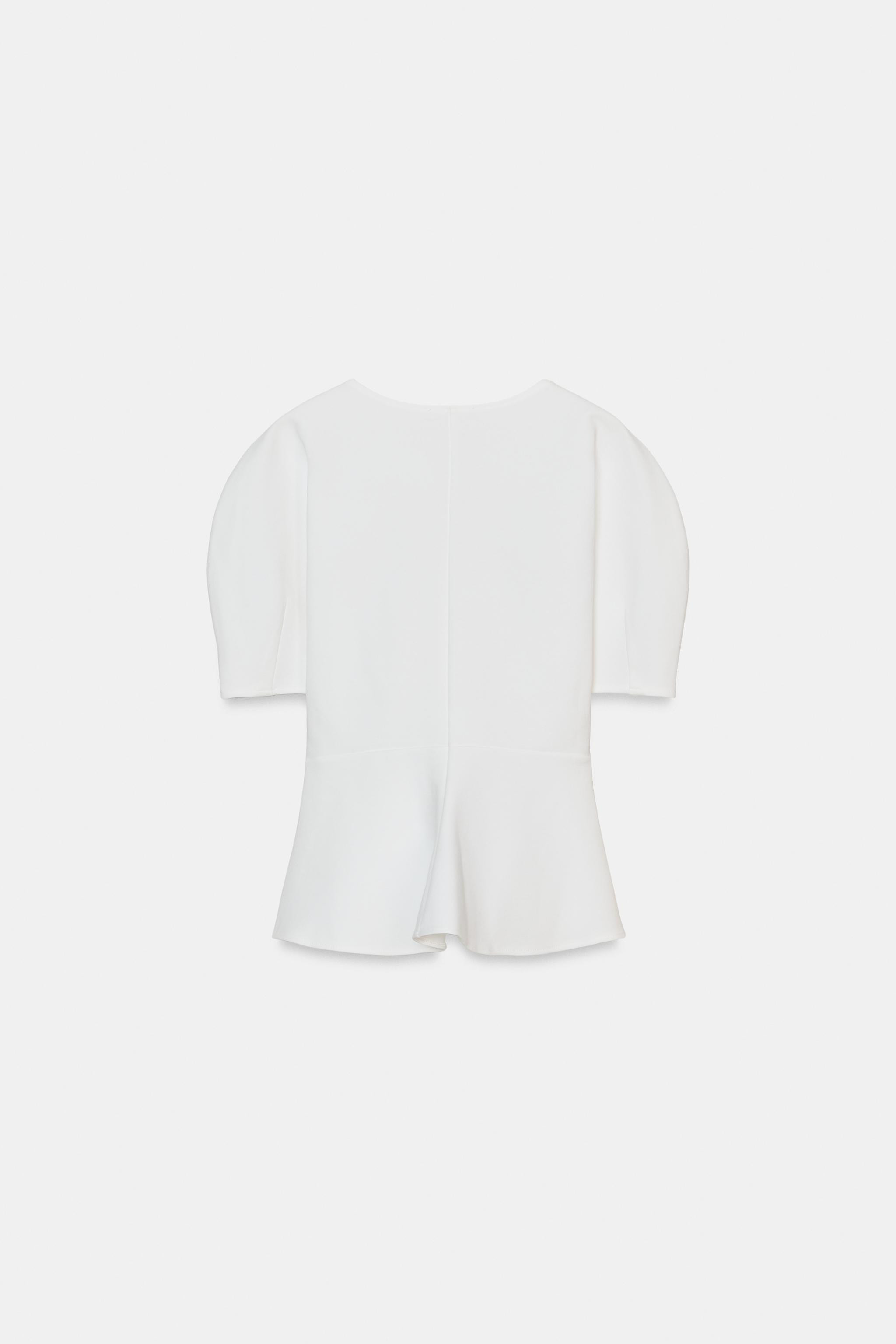 SLIM FIT - ROUND NECK - REGULAR LENGTH - SHORT SLEEVESRound neck and V-neck top with puffed short... | Zara US