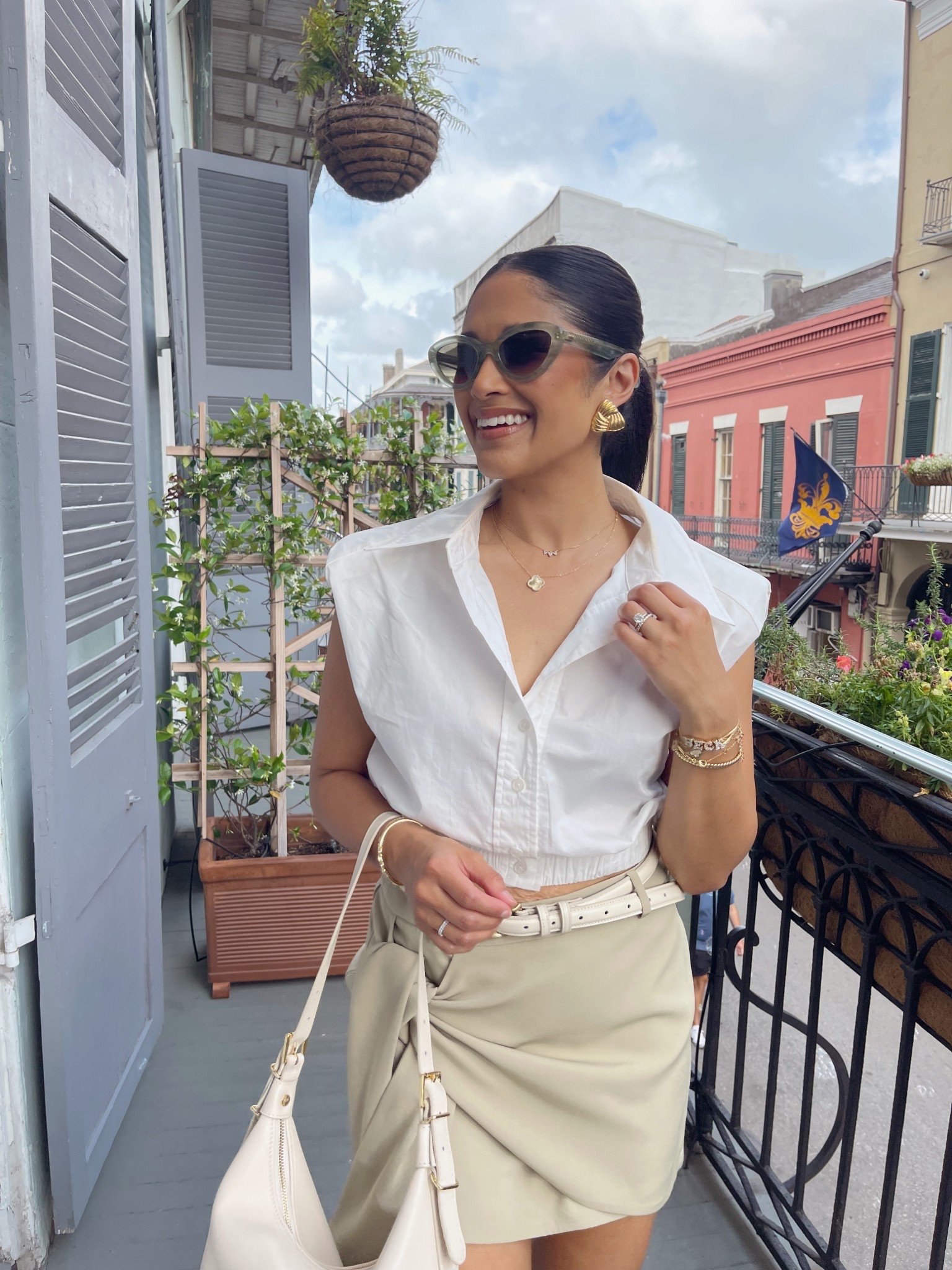 The way these sunglasses match the skirt…. Obsessed! 
Take 15% off my Gigi New York bag with code: HAUTE15
Wearing sz small in skirt 




#LTKItBag #LTKFestival #LTKStyleTip