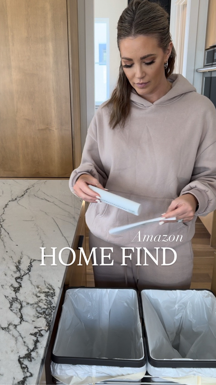 This mail shredder is so convenient!


#LTKHome #LTKdayinmylife #LTKmomlife