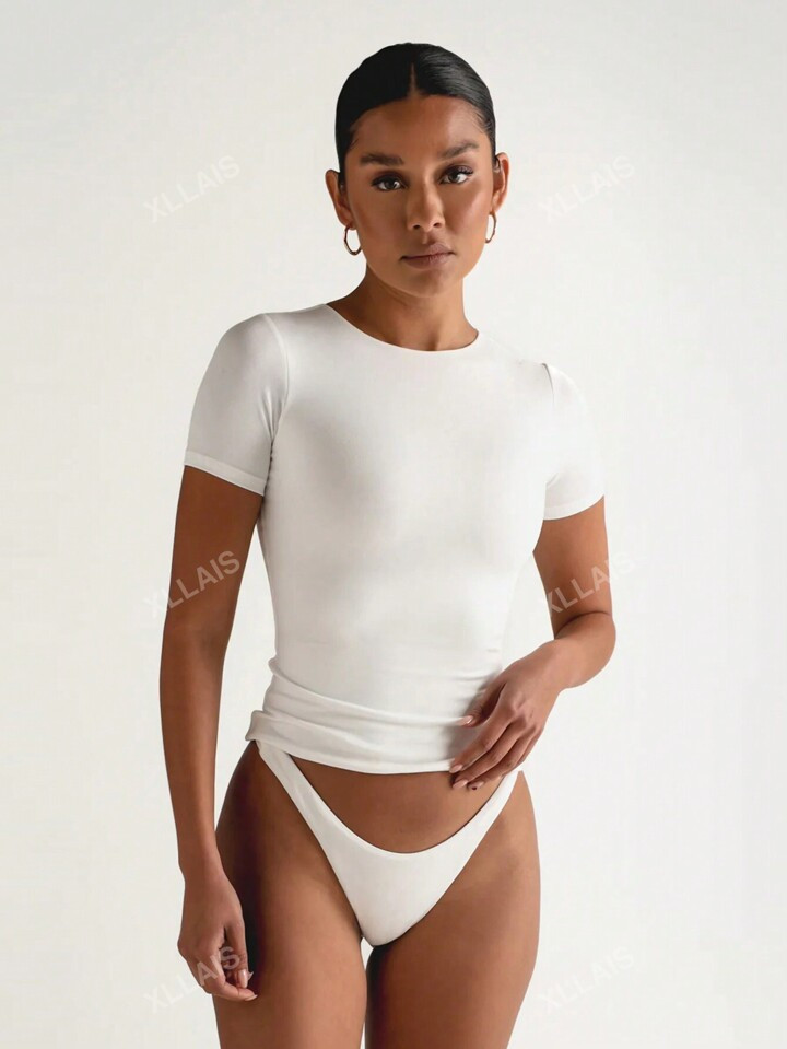 XLLAIS Small Round Neck Short Sleeve Solid Basic Skinny Women Casual T-Shirt | SHEIN