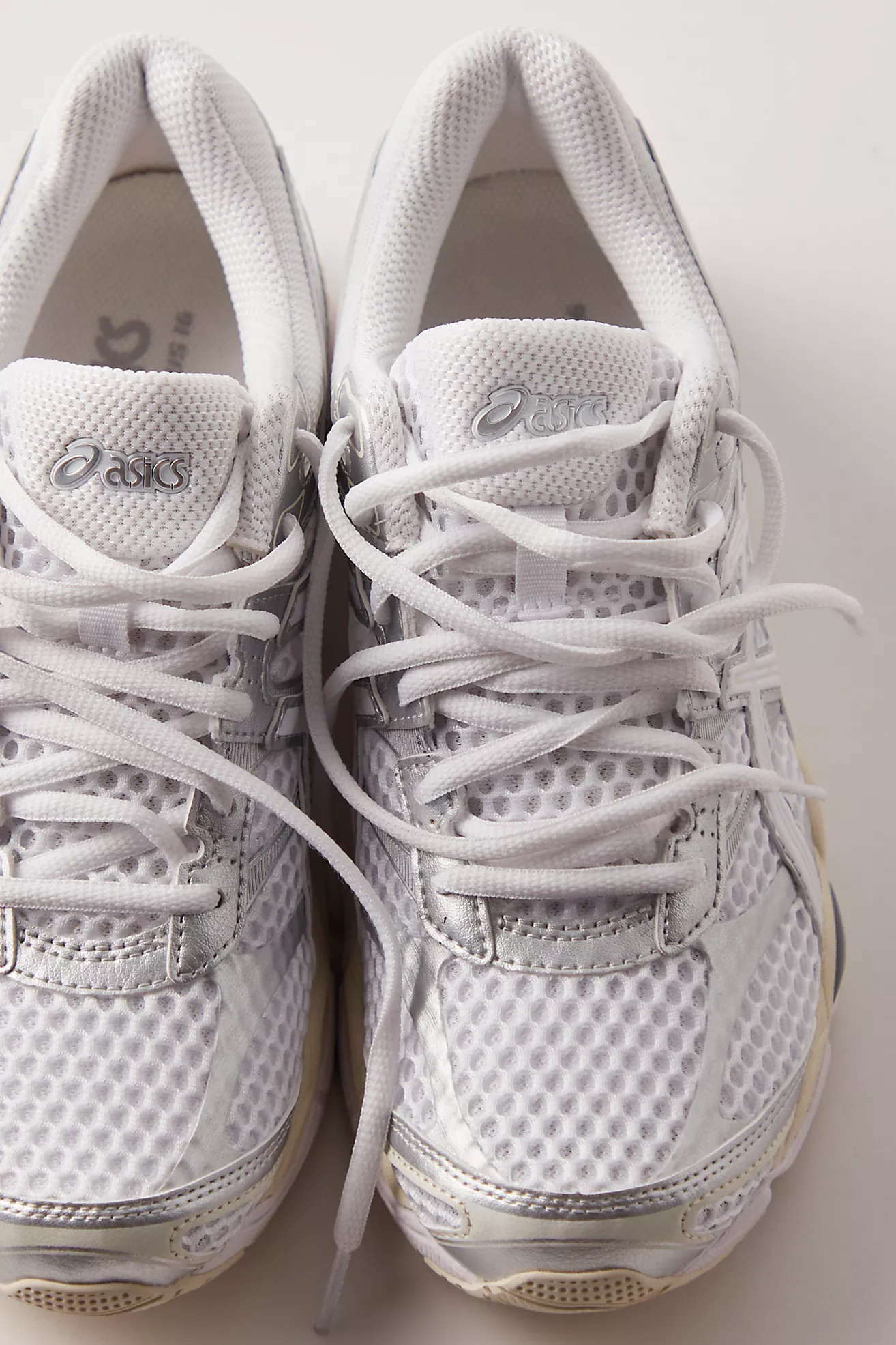 ASICS GEL-CUMULUS 16 Sneakers | Free People (Global - UK&FR Excluded)