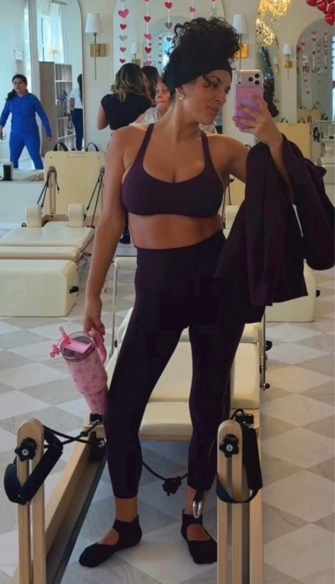 🖤 Matching sets make getting ready so easy. This one is supportive, flattering, and perfect for Pilates, workouts, or everyday errands afterward. ✨

#LTKStyle #PilatesOutfit #Activewear #MatchingSet #WorkoutStyle #Athleisure #FitnessFashion #GymOutfit #OOTD #StyleInspiration

#LTKdayinmylife #LTKootd #LTKfitnessgoals
