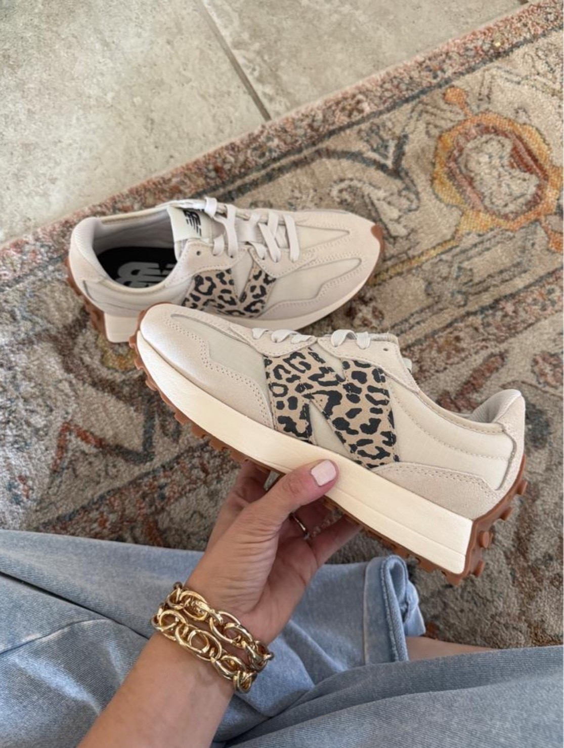 @nordstromrack #sponsored y’all don’t wait on this some of my fav sneakers are on sale! Linking these and more that are on sale. Just add the cart to see discount #newbalance #sneakers #fallshoes #tennisshoes

#LTKSaleAlert #LTKActive #LTKmomlife