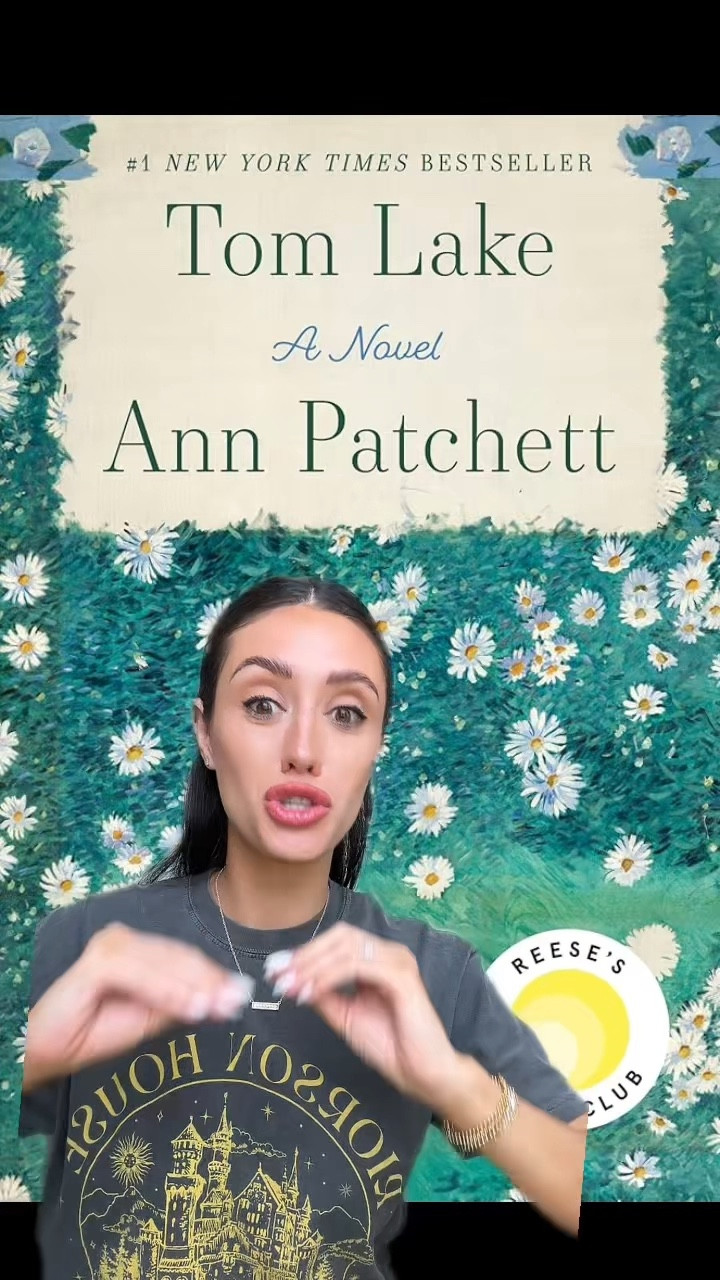 Leave me a comment for what book to read next 
#book #bookreview #bookrecommendation

#LTKVideo #LTKTravel #LTKFindsUnder50