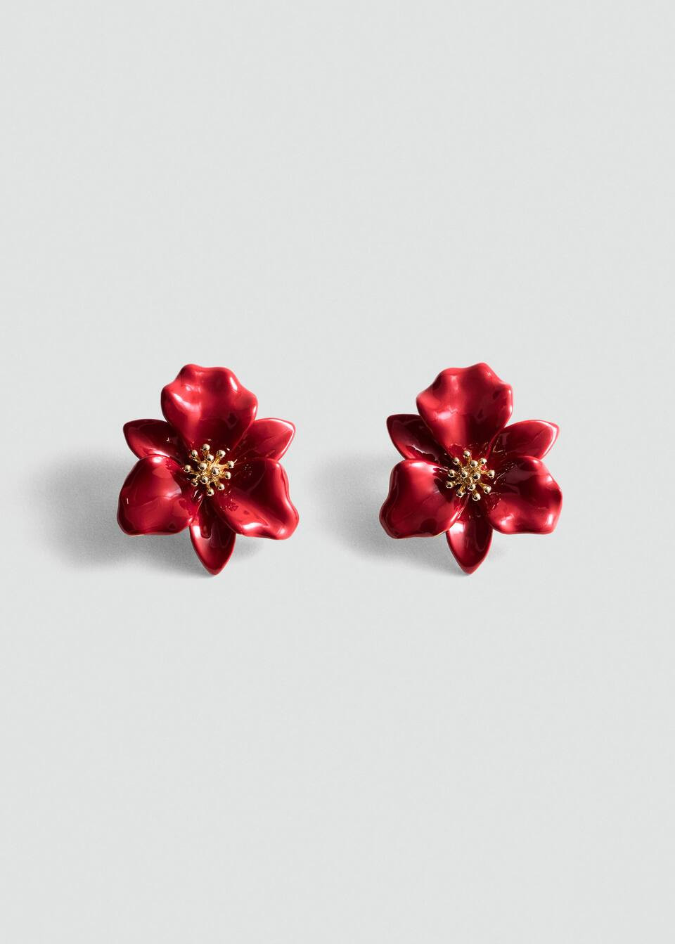 Maxi flower earrings | MANGO (UK)