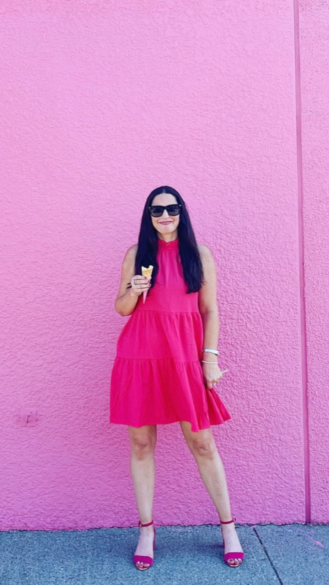 Pops of hot pink 💕

#LTKSummerSales #LTKSeasonal