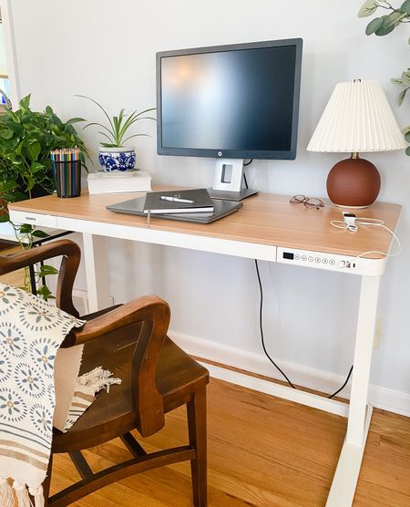 This Flexispot adjustable standing/sitting desk is the perfect addition to any office! Now on sale for Amazon Prime Day. Has programmable settings and a child lock  

#LTKsalealert #LTKhome #LTKxPrimeDay