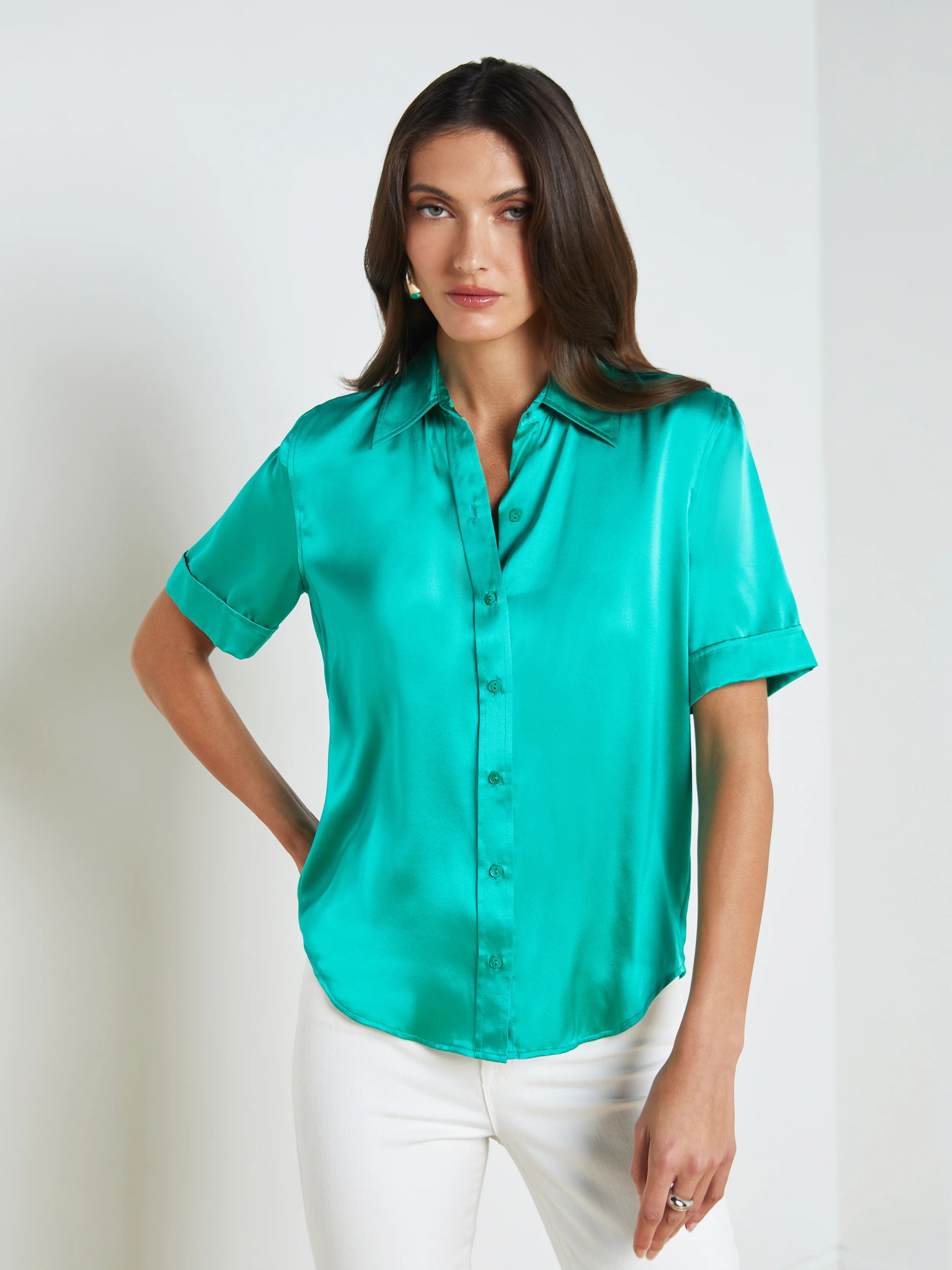 L'AGENCE - Ellah Short-Sleeve Silk Button-Down Blouse in Bright Seafoam | L'Agence