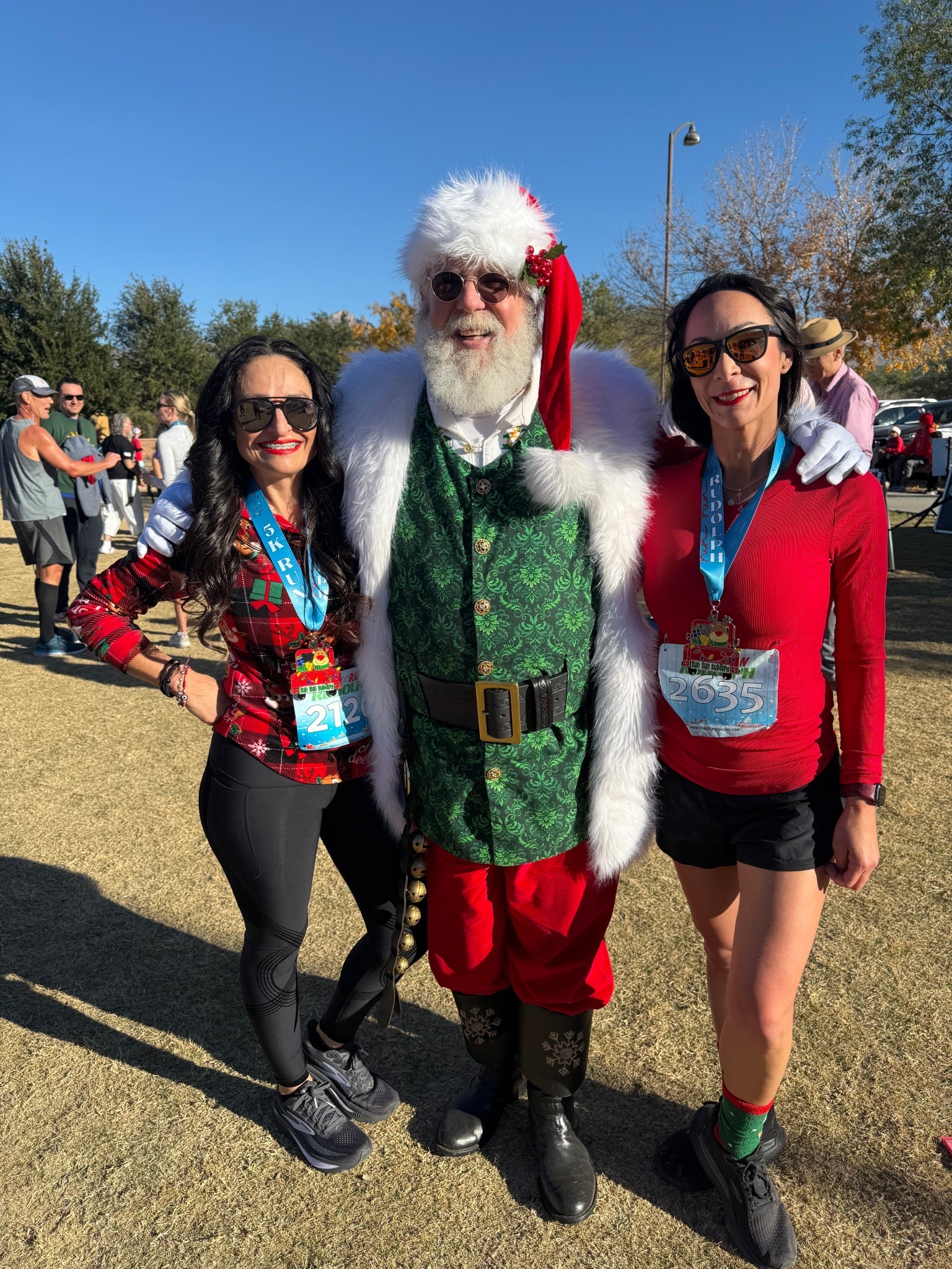 Run Run Rudolph 5K. 🎄🦌❤️🎅🏻

#LTKfitnessgoals #LTKActive #LTKHoliday