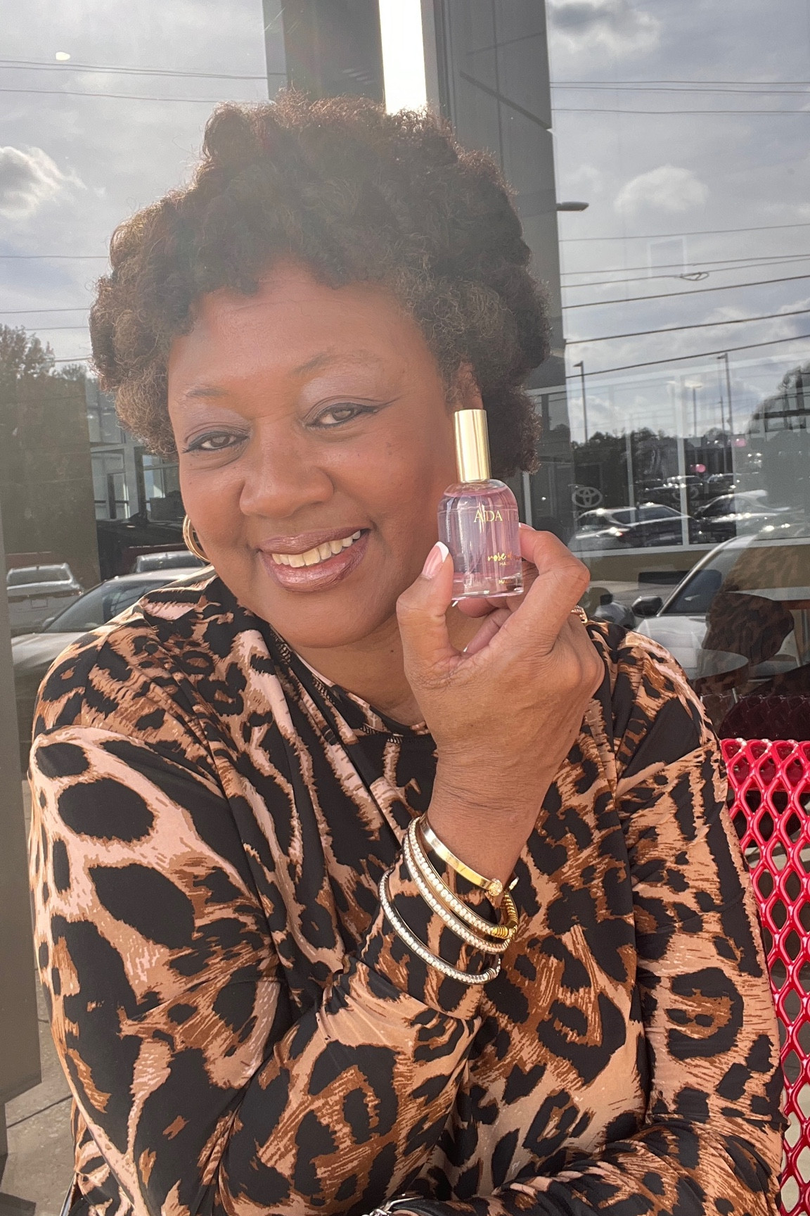 Hair perfume that lasts all day! 


#LTKBeauty #LTKFindsUnder50 #LTKStyleTip