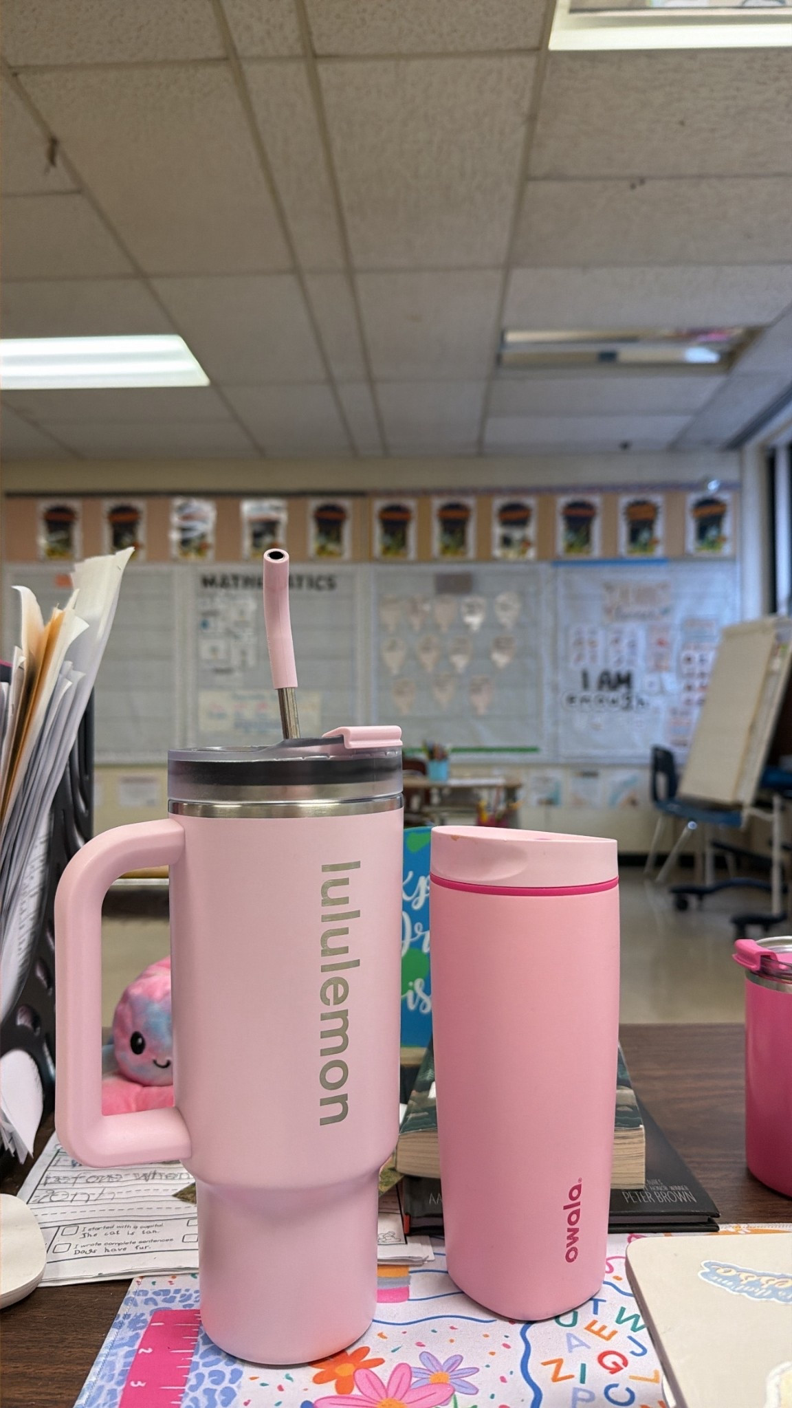 My favourite 40oz water bottle to get all the hydration in. And she’s gorgeous! Easy to hold on the go, fits in your cupholder, and the straw is convenient. You can even take out the straw and sip.

#LTKgiftguide #LTKcanada #LTKfitness