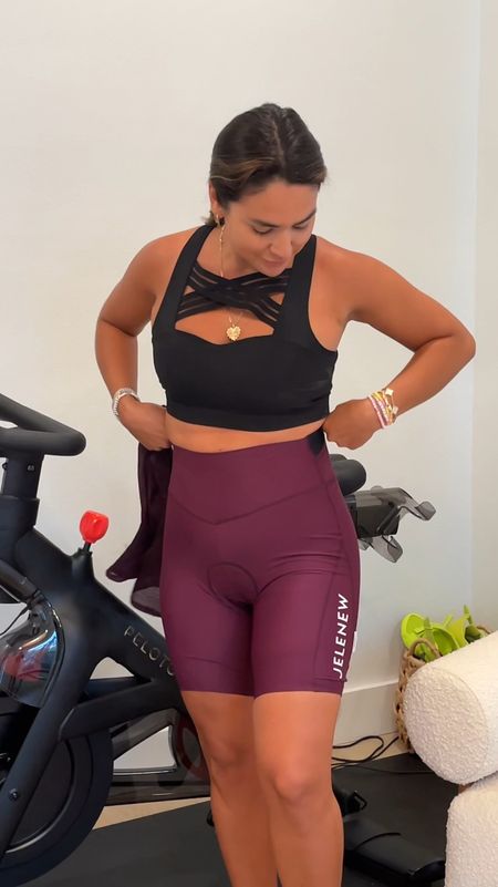 #ad Cycling never felt this good @jelenew_official ! These padded cycling shorts have made my rides more comfortable and helped me have more effective and longer workouts. So cute too! #jelenew #athleisure #lifestyle 

#LTKVideo #LTKActive #LTKSummerSales
