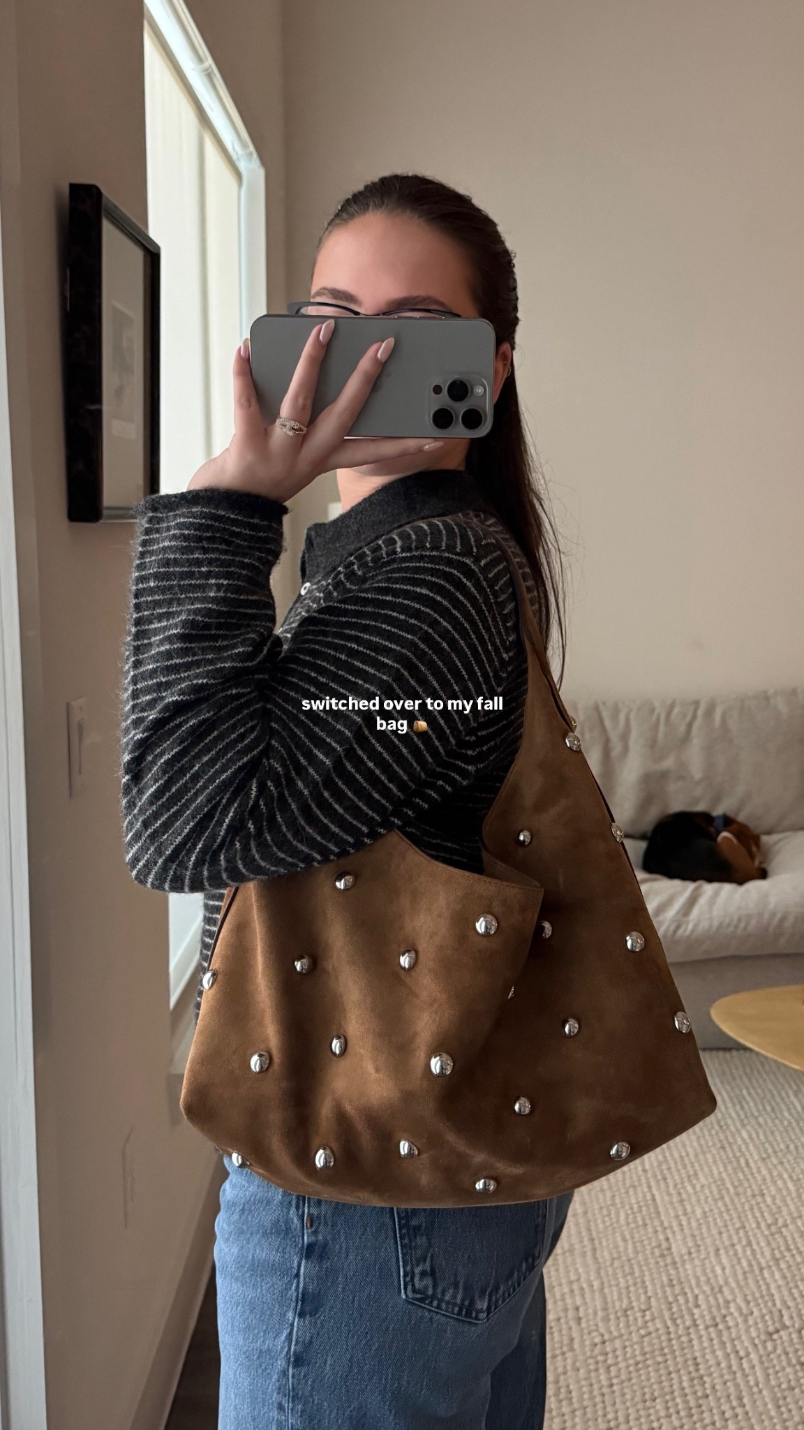 👝👝👝 - sweater is things between!

#LTKFallSale #LTKSeasonal