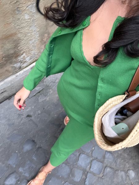 Italy outfit day 3 / all green knit set. Size XS in everything 