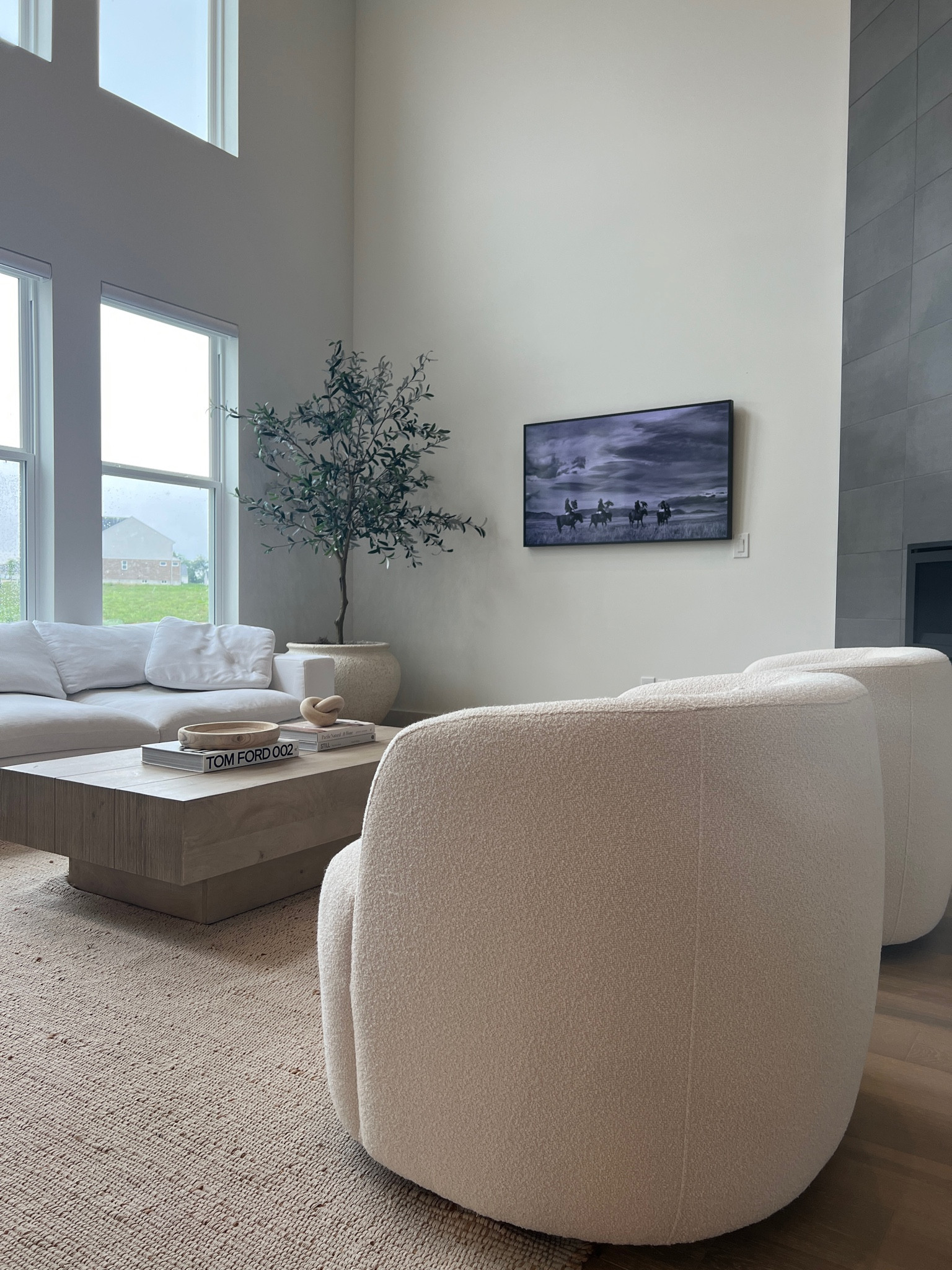 Living room details 🤍

#LTKhome #LTKFind #LTKstyletip