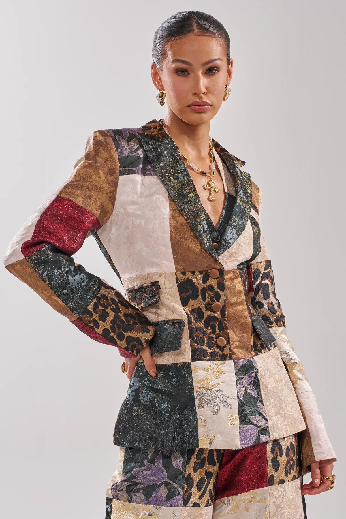 MADE YOU LOOK PATCHWORK BLAZER | AKIRA