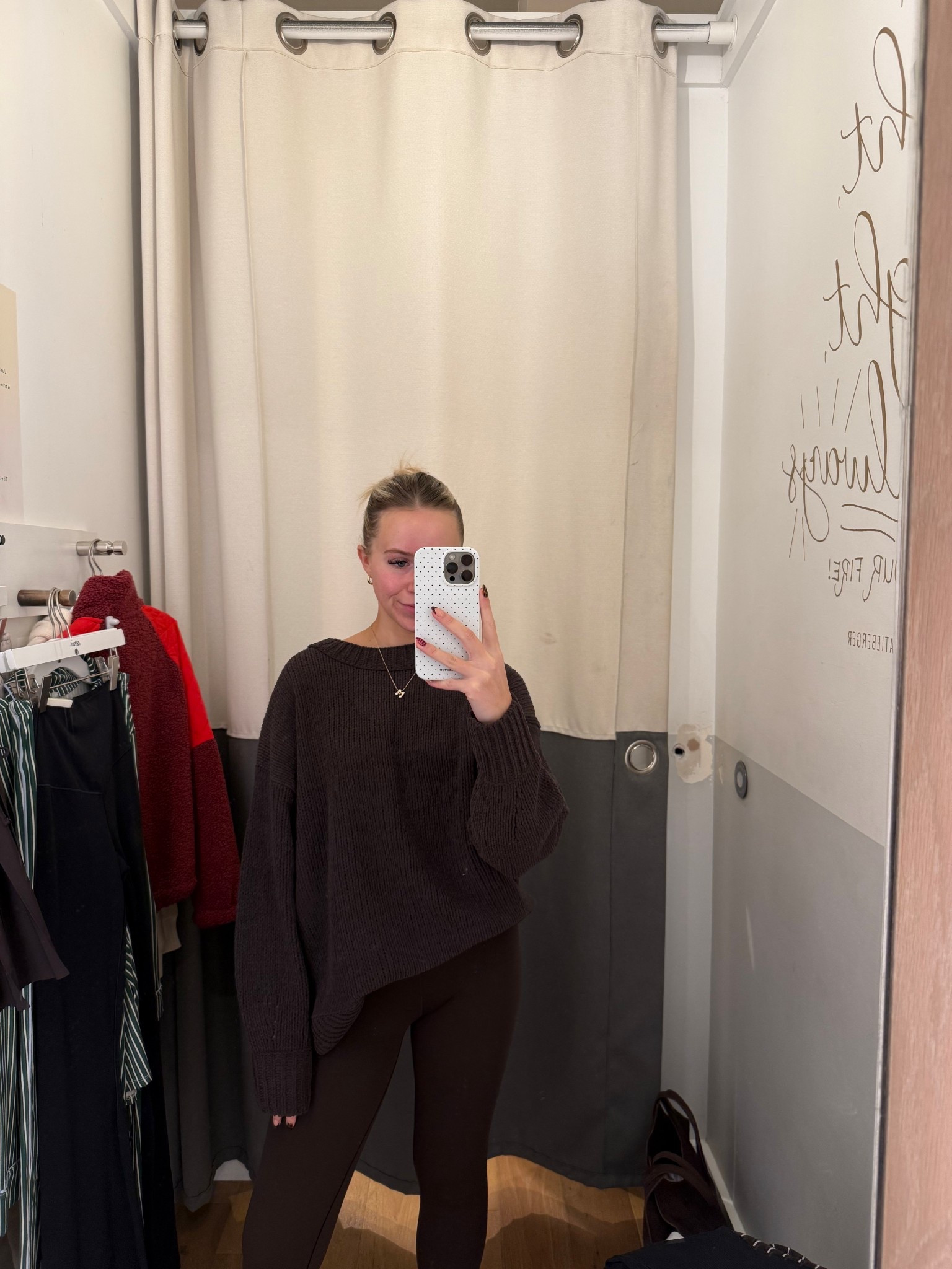 Aerie try on day: fall / winter / gift ideas 
Size:
XS leggings 
Small sweater 


#LTKGiftGuide #LTKootd #LTKvlog