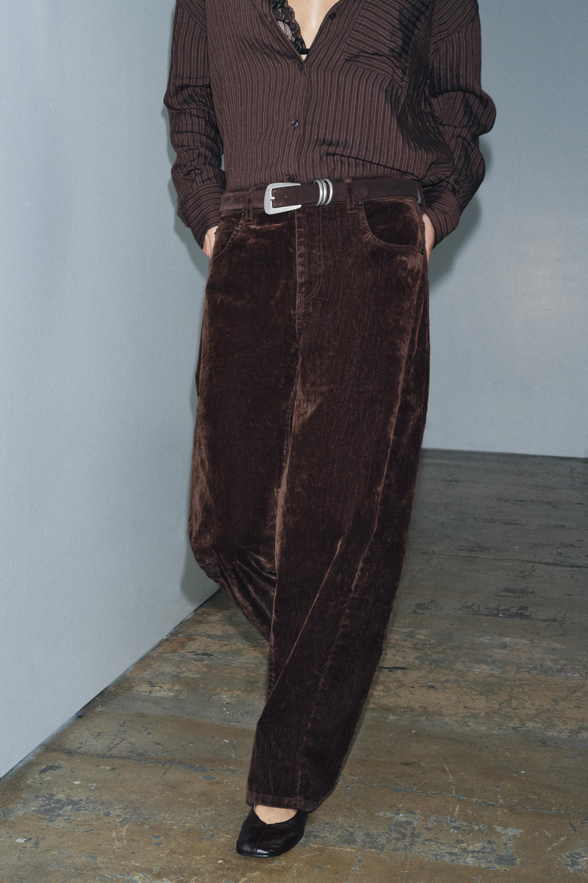 ZW COLLECTION HIGH-WAIST FLOCKED BALLOON JEANS | Zara UK