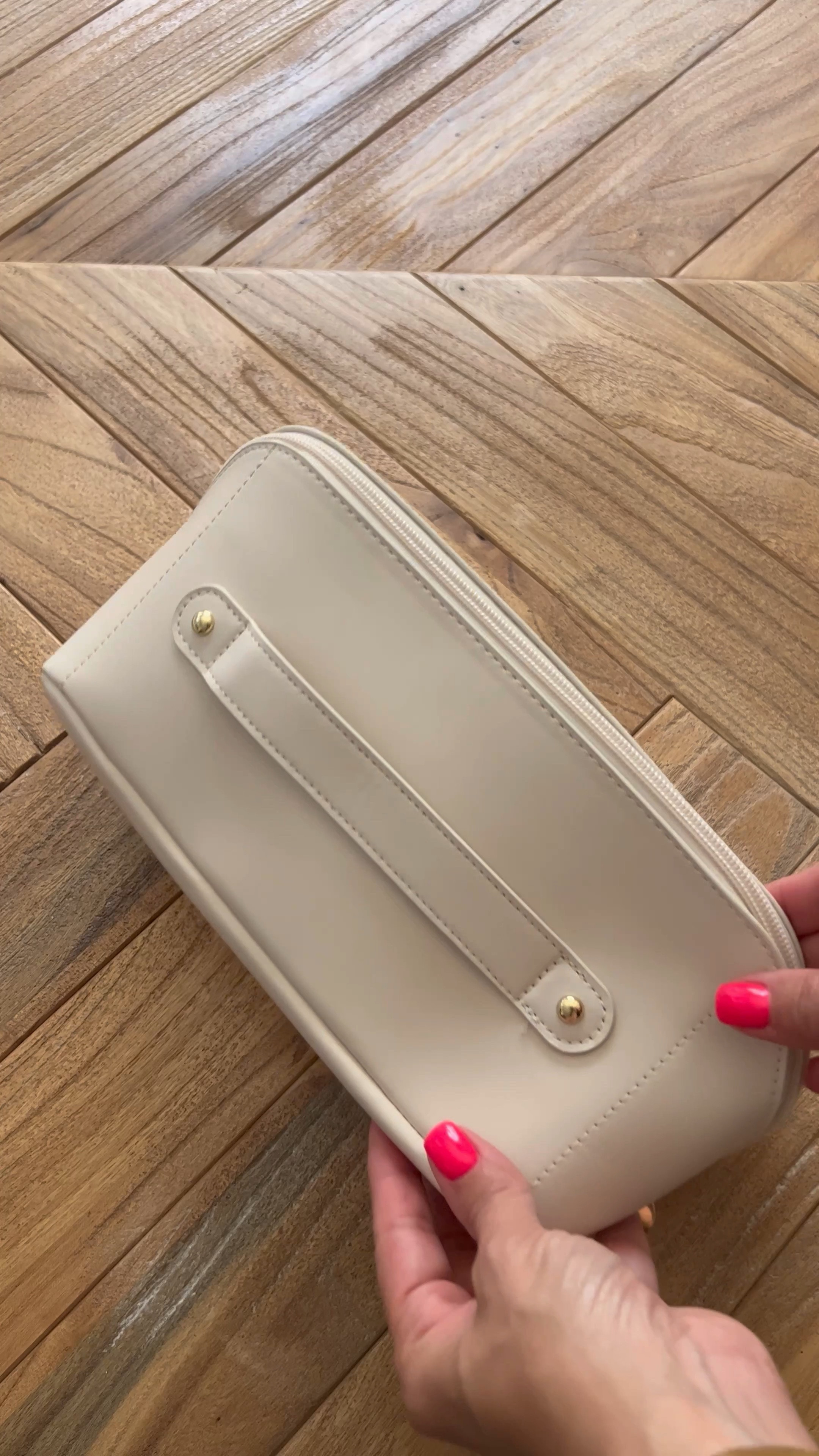 Travel makeup pouch

#LTKtravel #LTKFind #LTKunder50