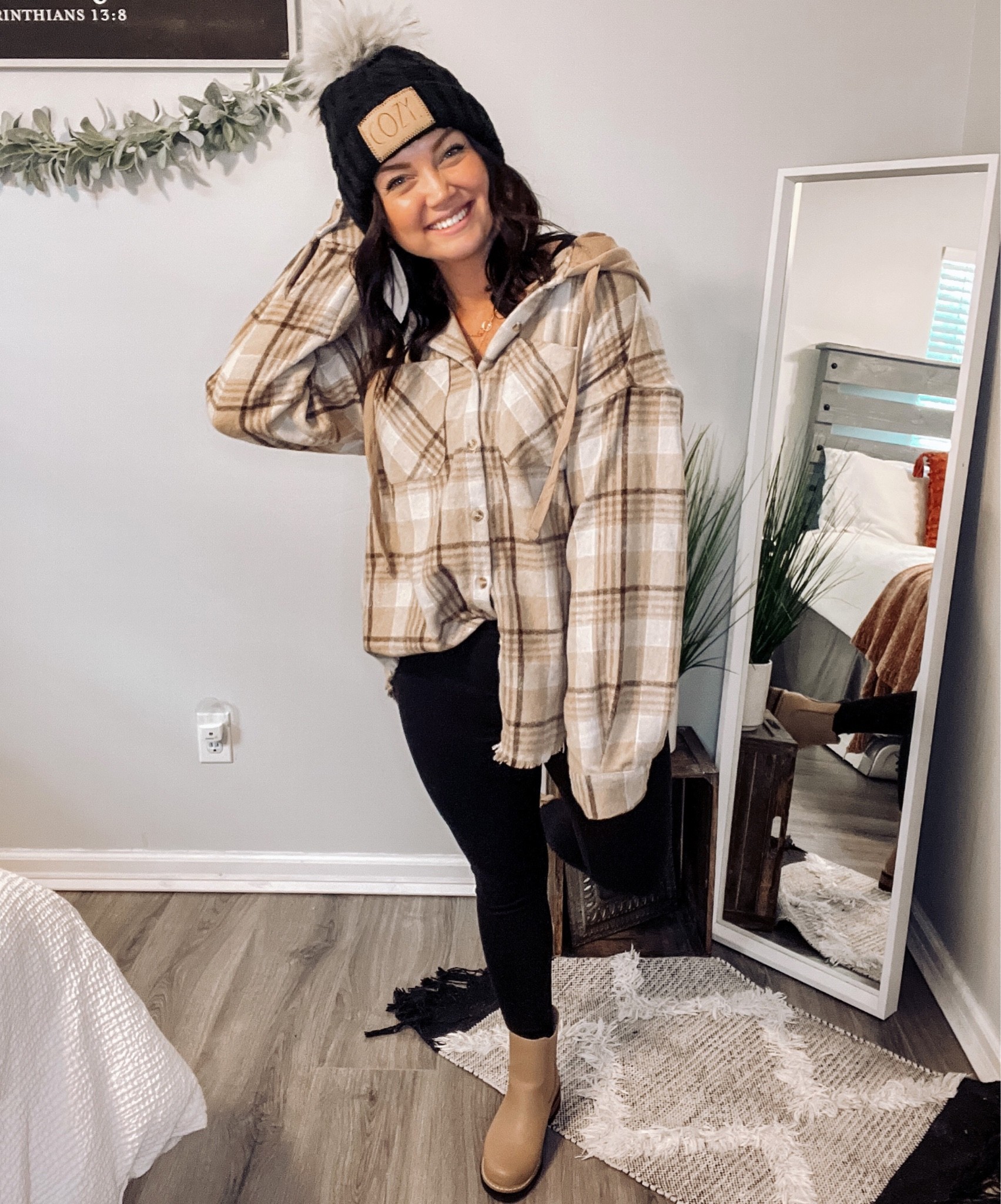 Super easy fall outfit! 🫶🏻 We are loving all of the flannels this pumpkin spice season 🧋 

#LTKSeasonal #LTKfit #LTKstyletip