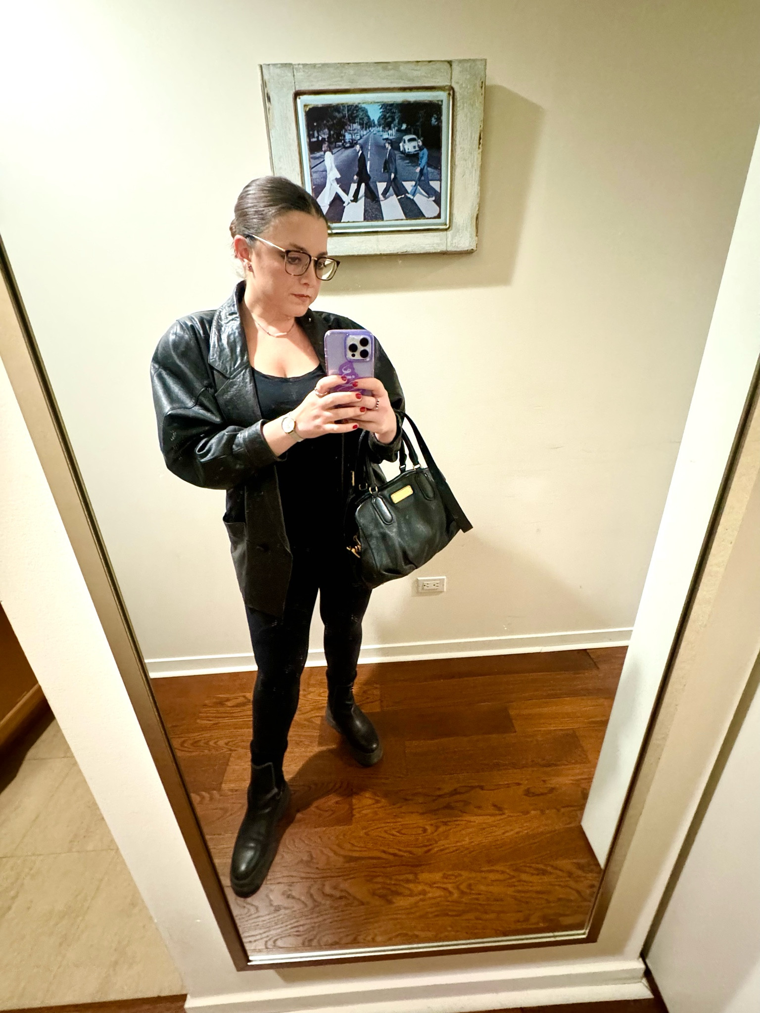 Night out in all black everything

#LTKSeasonal #LTKfindsunder100 #LTKfindsunder50