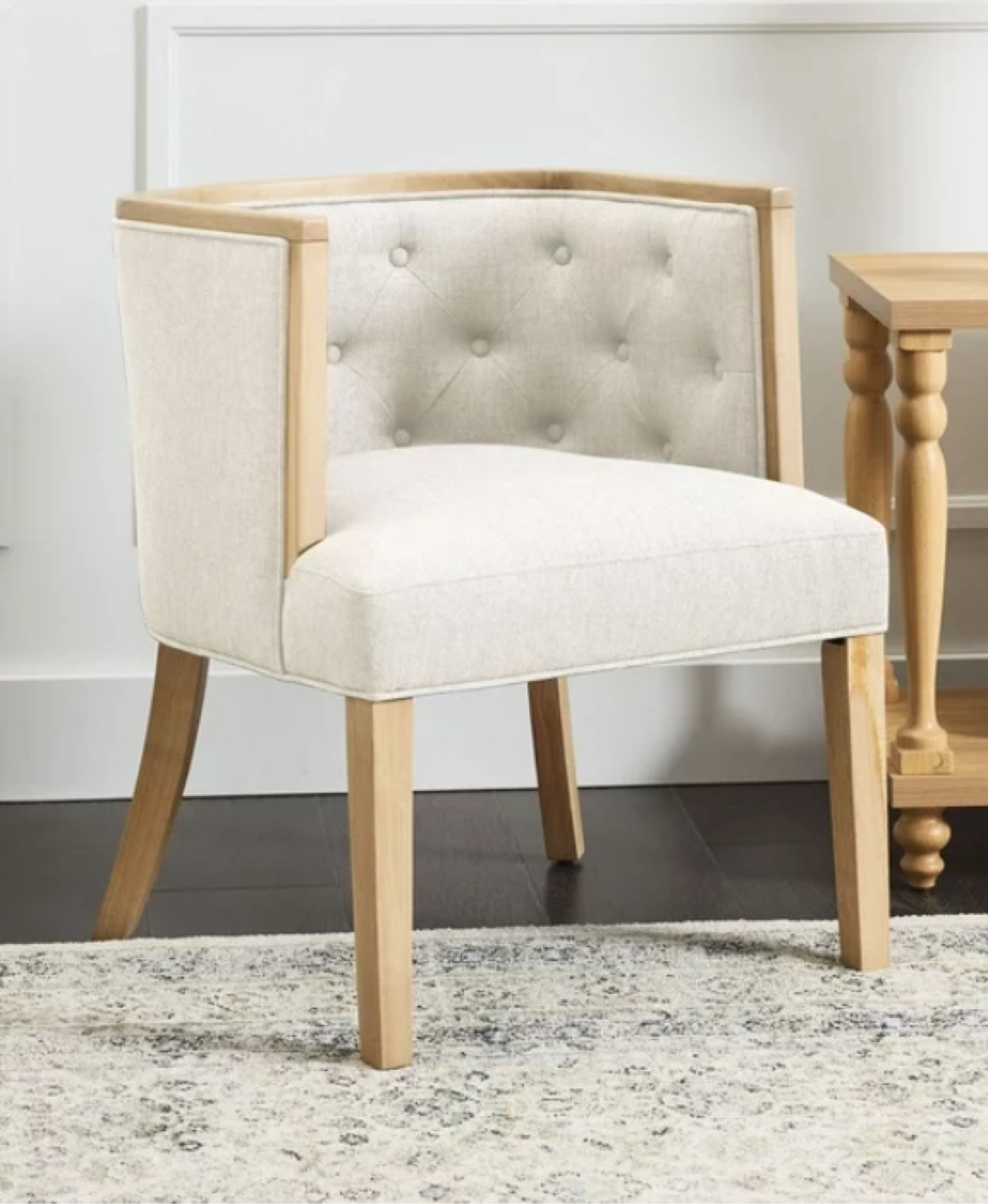 Chair for the bedroom. Home decor from My Texas House at Walmart. 

#chair
#mytexashouse
#homedecor


#LTKhome