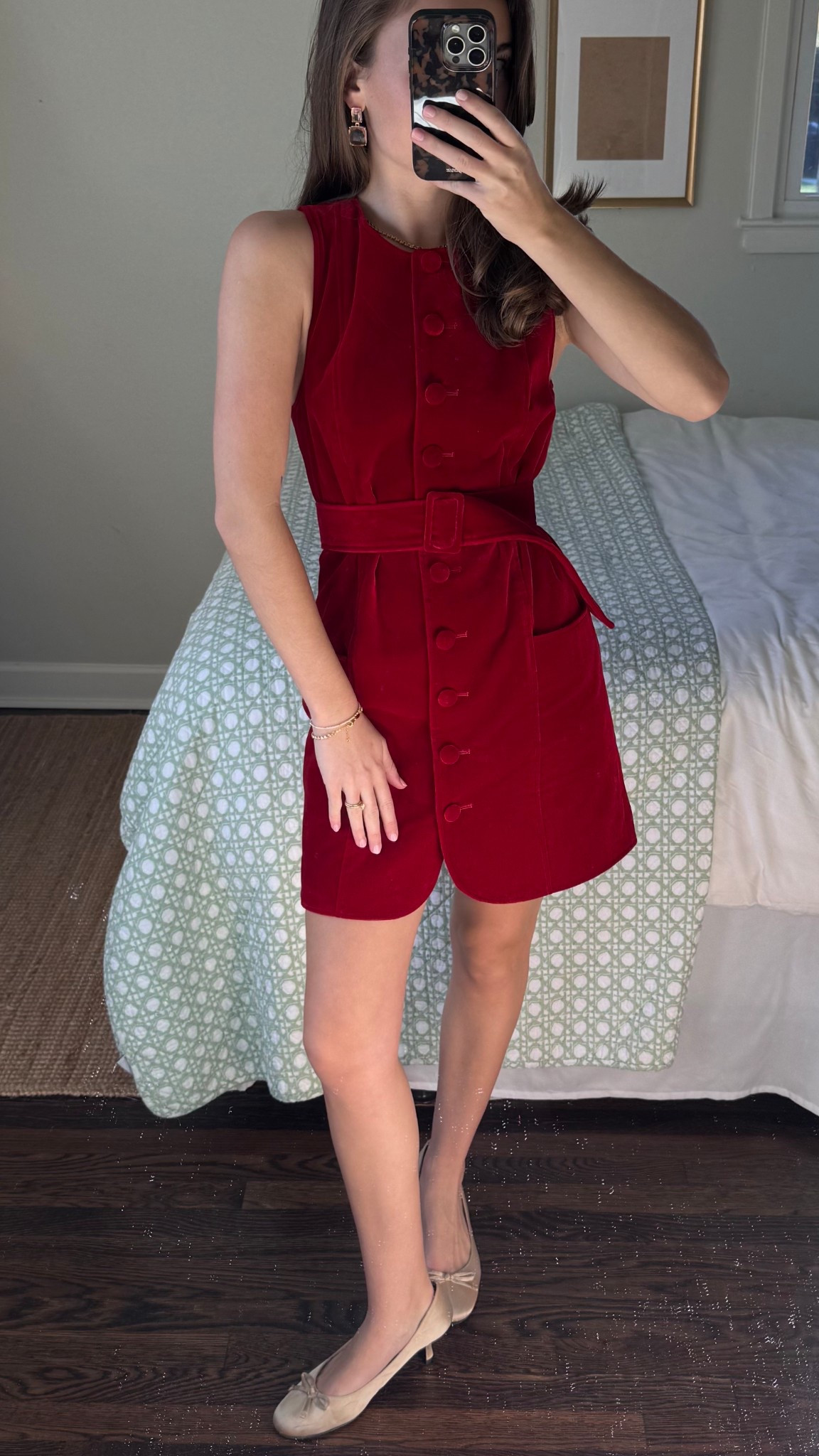 Sold out :( I’ll let yall know when it’s back! Wearing a 0. ❣️

#LTKootd #LTKHoliday #LTKSeasonal