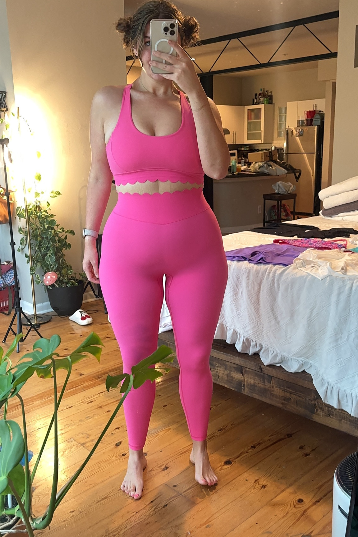 NEW BuffBunny Rosa Scallop Legging in Miami Vice Pink XXL