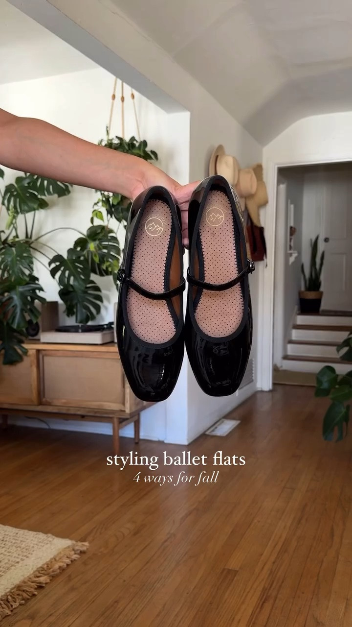 styling ballet flats 4 ways! neutral fits for the summer to fall transition ✨ ad

#LTKSeasonal #LTKShoeCrush #LTKVideo