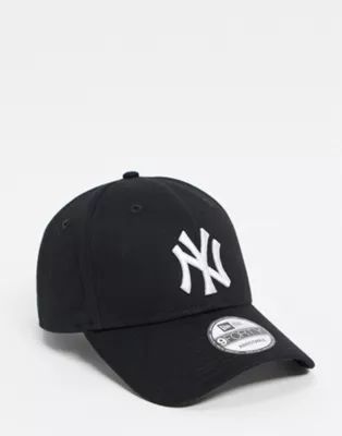New Era MLB 9forty NY Yankees adjustable cap in black | ASOS (Global)