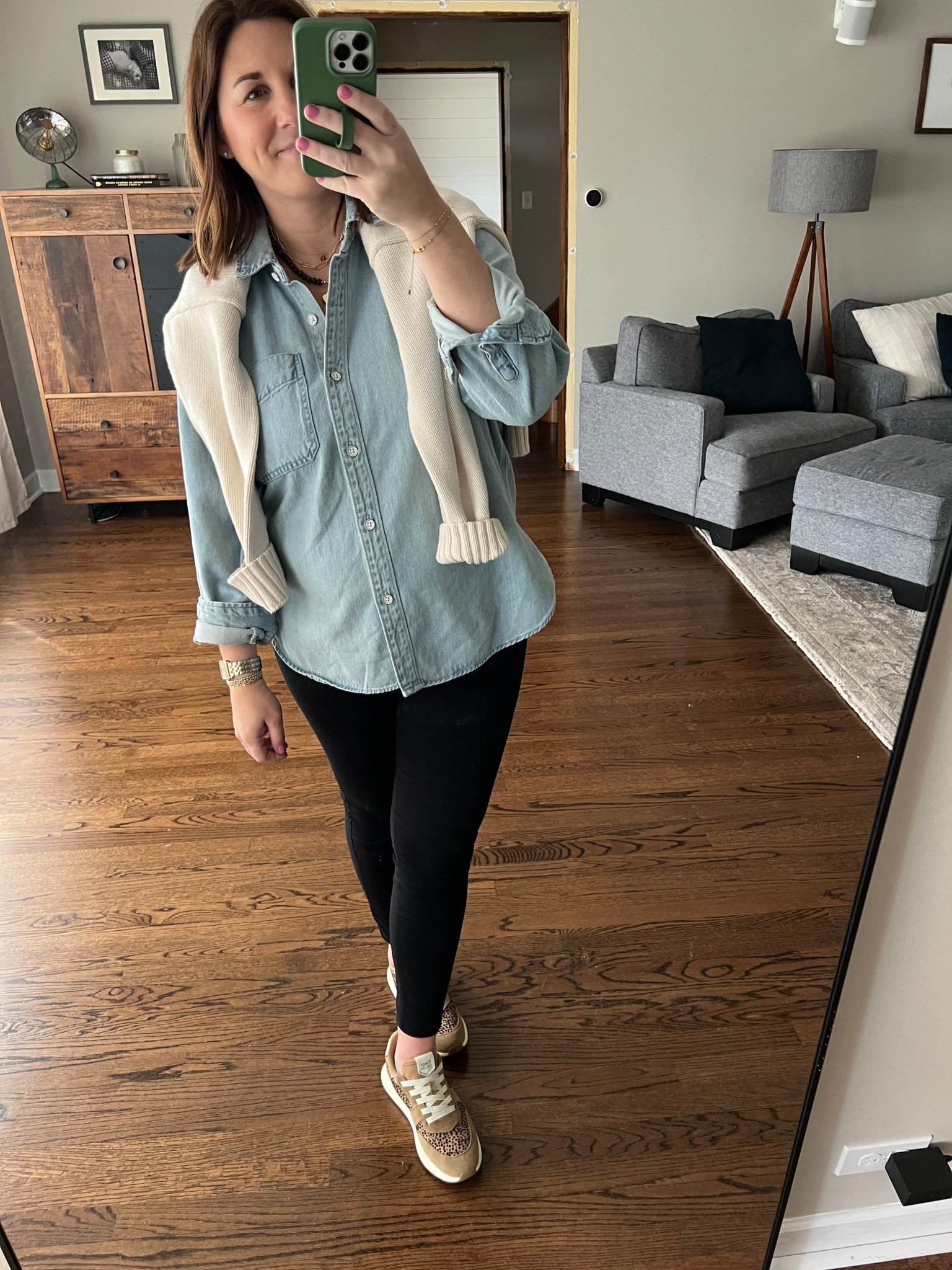 Travel outfit for a train ride. Pants are old maternity, but I linked a similar pair 

#LTKSeasonal #LTKBump