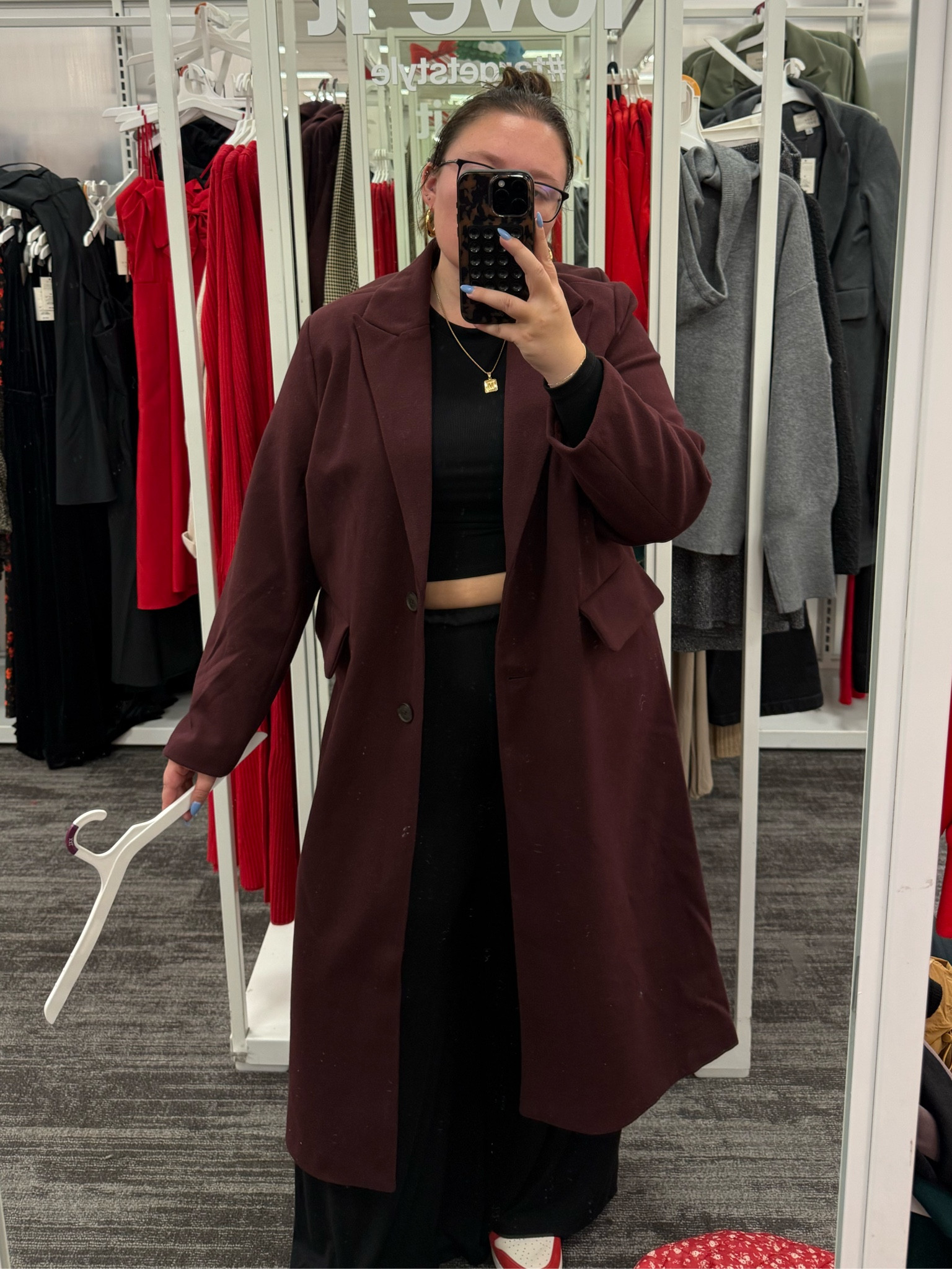 Super soft, great fit, long coat for winter! In the perfect burgundy/maroon color! Wearing xxl!

#LTKHoliday #LTKPlusSize #LTKFindsUnder100