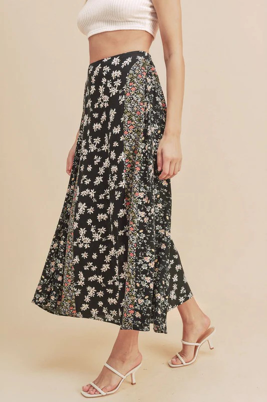 Melanie Skirt BLACK FLORAL / S | Casual Chic Boutique