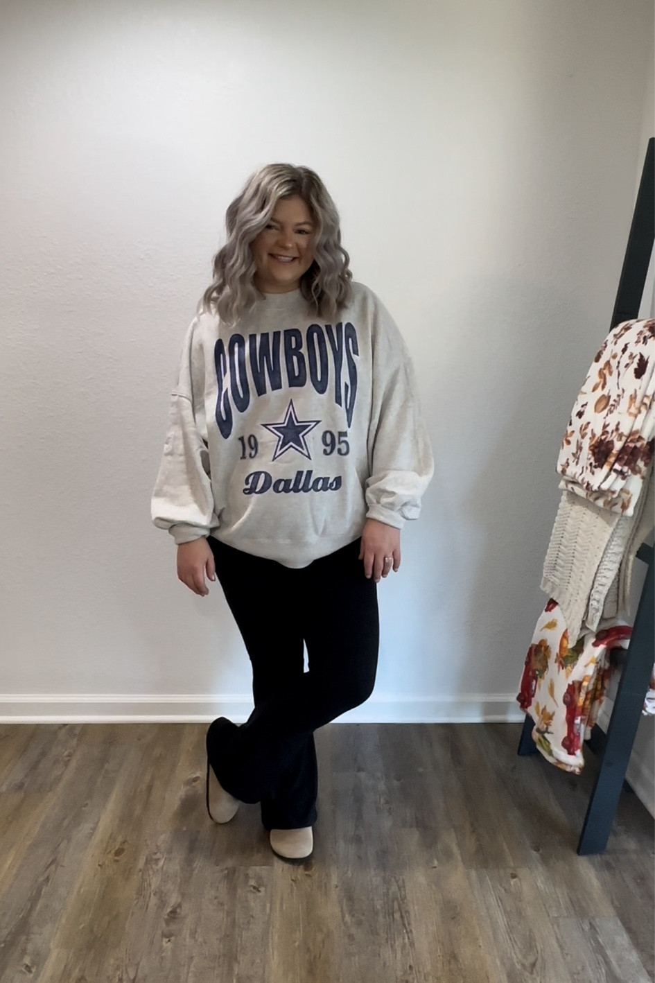 DALLAS COWBOYS 🏈💙 the best crewneck I’ve ever owned 

#LTKSale #LTKSeasonal #LTKmidsize