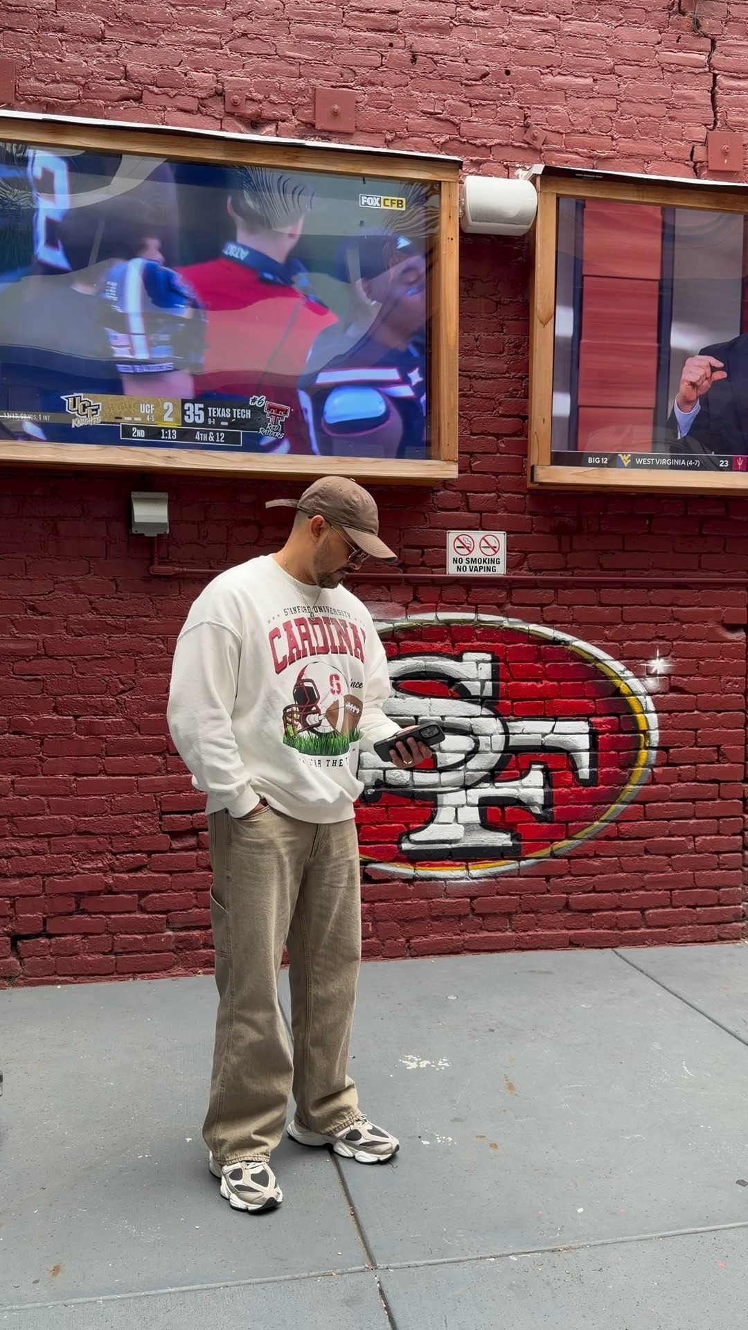 These men’s  carpenter jeans from @oldnavy are so good! Make sure to check out their Black Friday and cyber Monday sales! #oldnavycreator 

#LTKFindsUnder50 #LTKMens #LTKootd