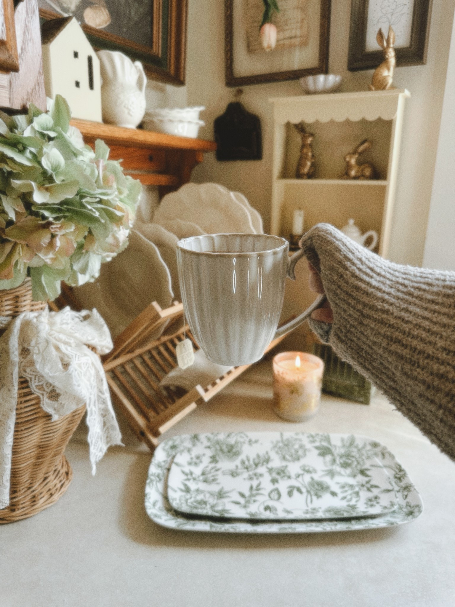 Some pretty spring arrivals in my kitchen! It’s feeling so cozy and fresh in here! 

#LTKSeasonal #LTKSaleAlert #LTKHome