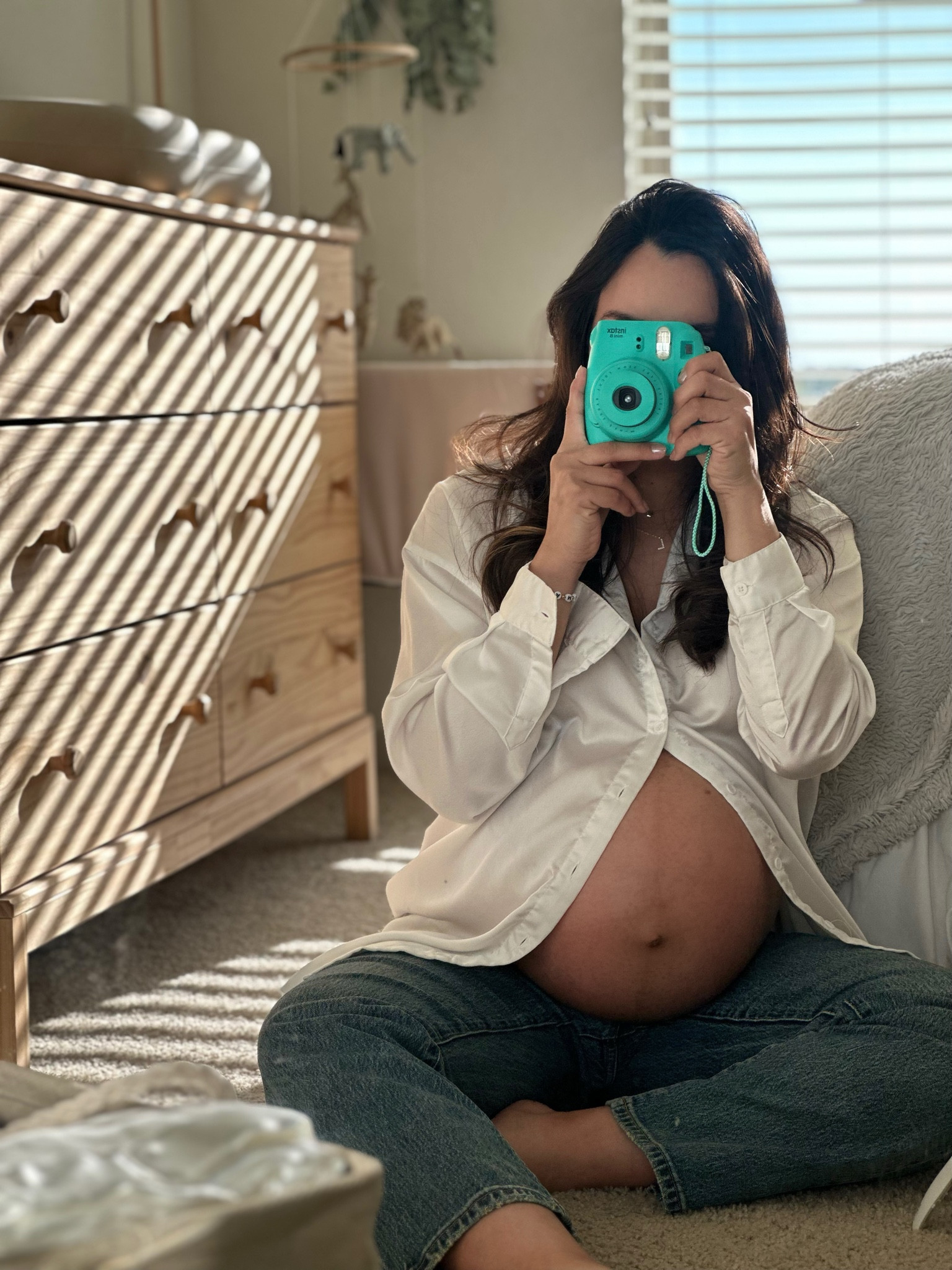 Pregnancy Simple Outfit for your own DIY Photoshoot. 🫶🏼🐰📸


Minimalistic style | pregnancy fit 




#LTKbump #LTKstyletip #LTKfit