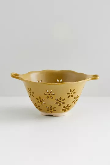 Daisy Ceramic Colander | Urban Outfitters (US and RoW)