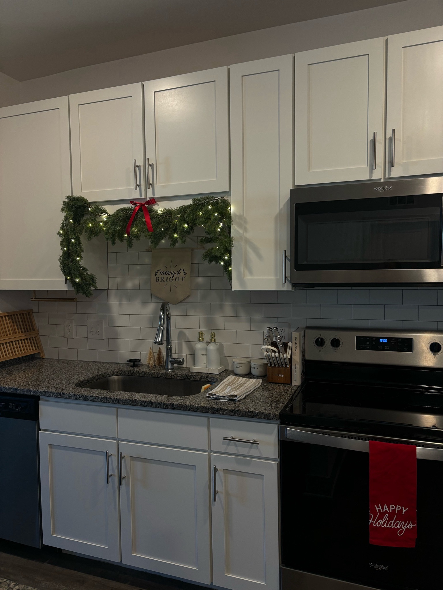 Making my apartment the coziest during this Christmas season 🌲✨

#LTKHoliday #LTKSeasonal