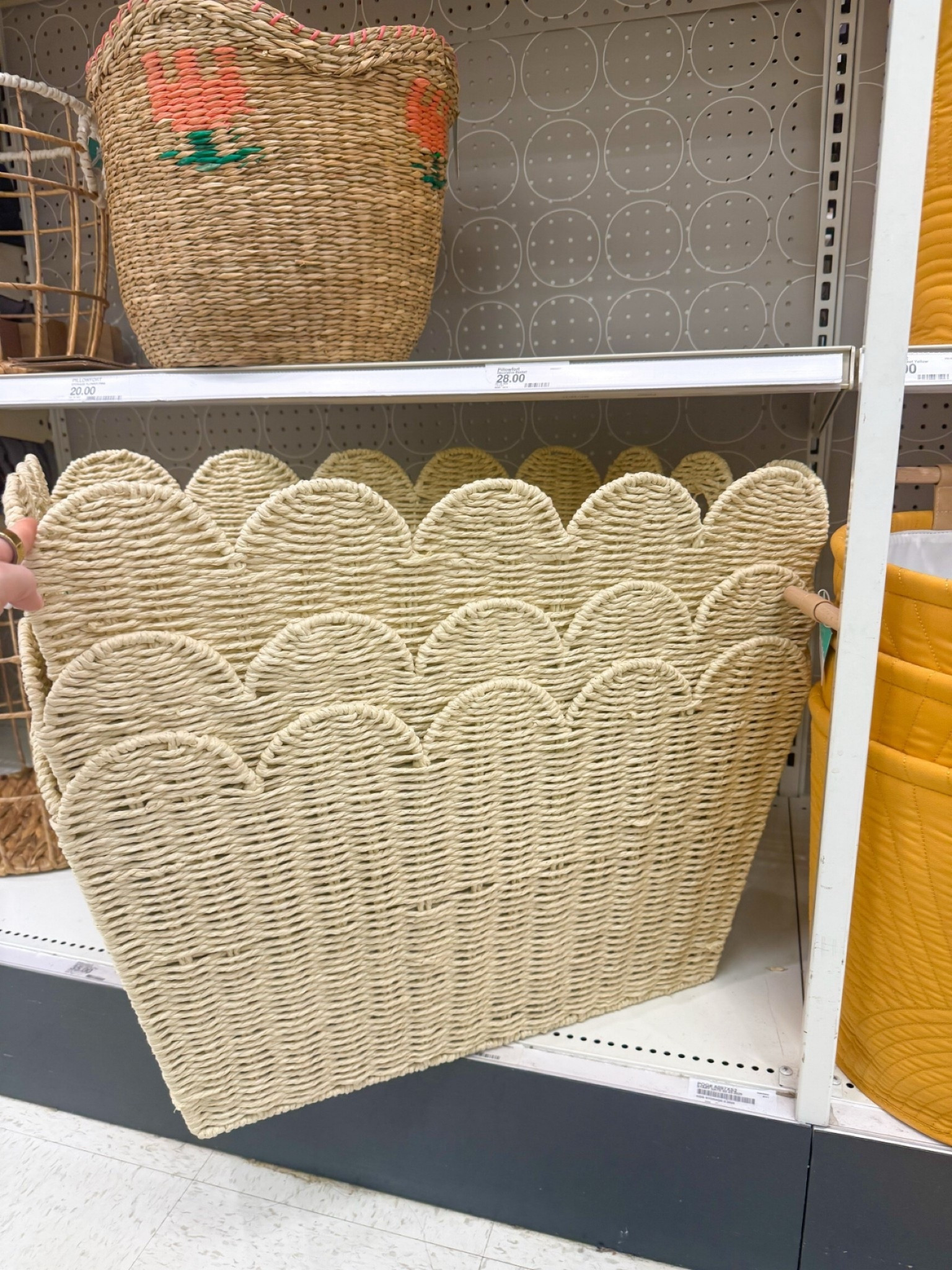 Scalloped edge wicker baskets / home storage 





Target finds 
Target home
Coastal aesthetic 
Pottery barn dupe
Storage basket 
Toy storage 
Girls room decor 
Preppy decor 
Straw basket 




#LTKHome #LTKMothersDay #LTKSeasonal