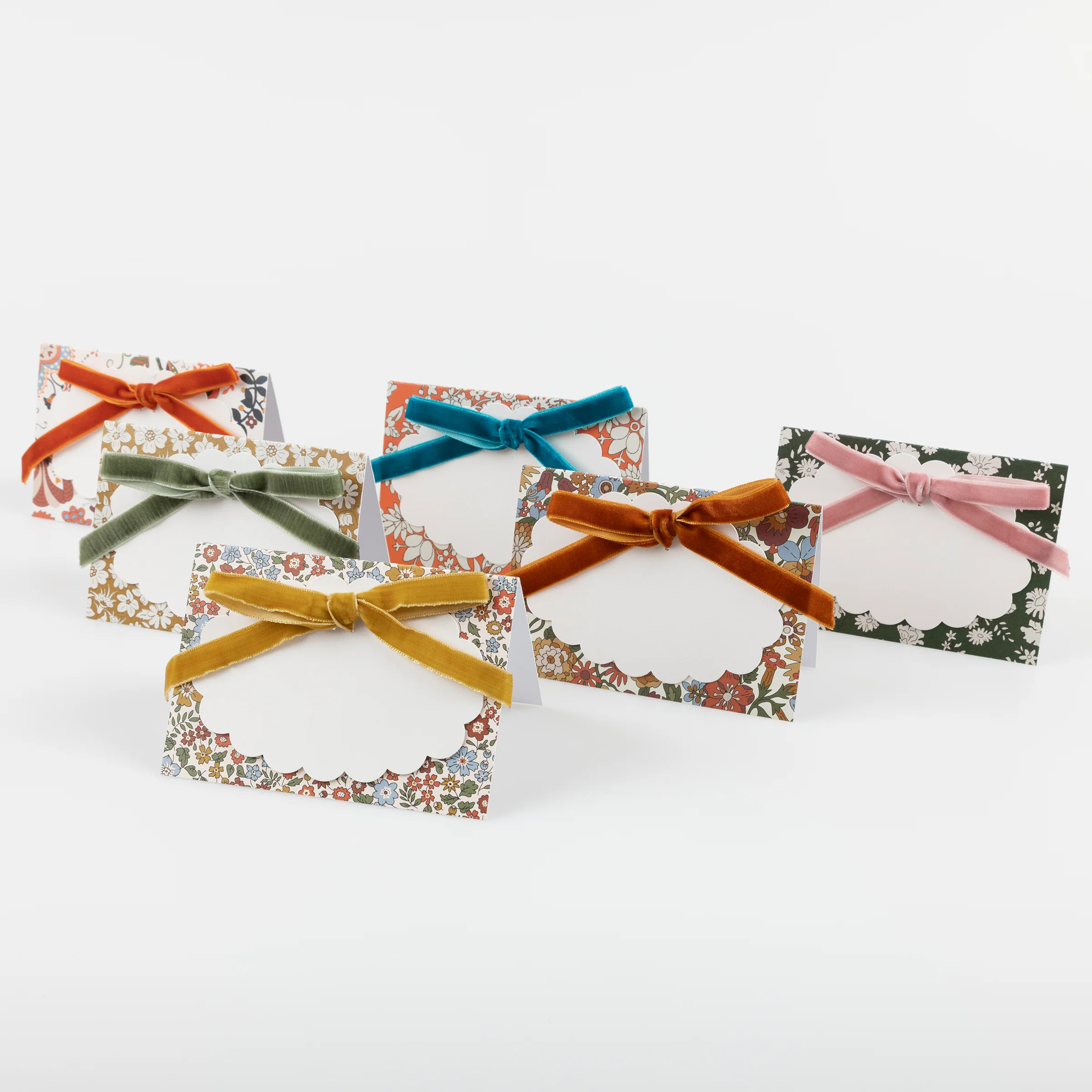 Floral Place Cards | Meri Meri