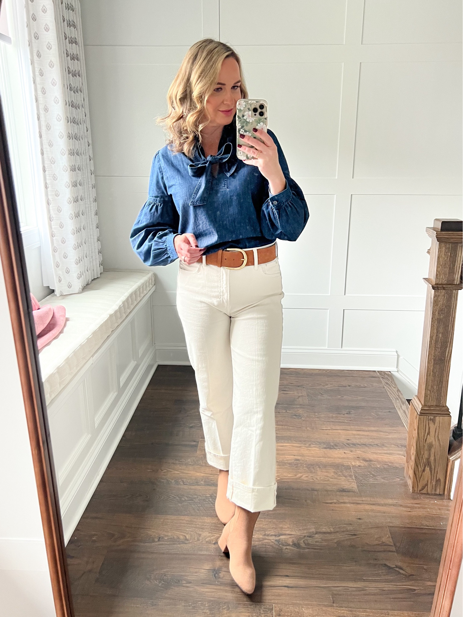 OOTD by way of Loft, Mother Denim and Rothy’s ! The jeans run big. If in between sizes, size down. These boots are amazing! 

#LTKShoeCrush #LTKOver40 #LTKWorkwear