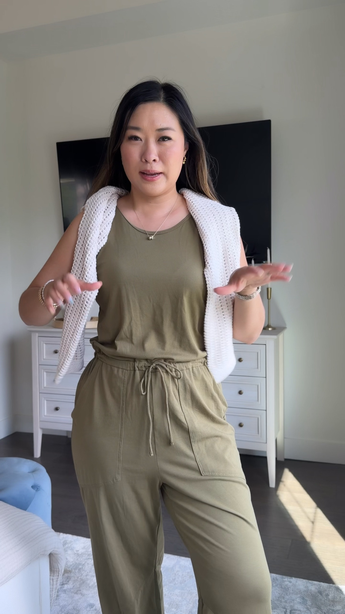 Target Summer Outfits

Green Jumpsuit: Small
Sweater: Medium

#LTKootd #LTKSeasonal #LTKPetite