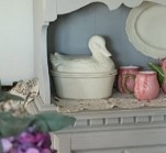 I still can’t believe I bought this hutch for forty dollars. There’s something special about dove grey and copper bathed in sunlight during golden hour. Even though I’ve been staring at it for ten years, this room still makes me smile.

#englishcottage #furniturerestoration #spring #cottage #cottagecore
