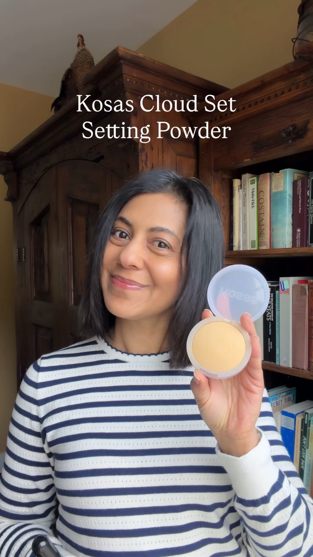 As the weather warms up, set your makeup, with this lightweight, clean setting powder.  💙 Nipa 
#settingpowder #cleanbeauty #kosas
