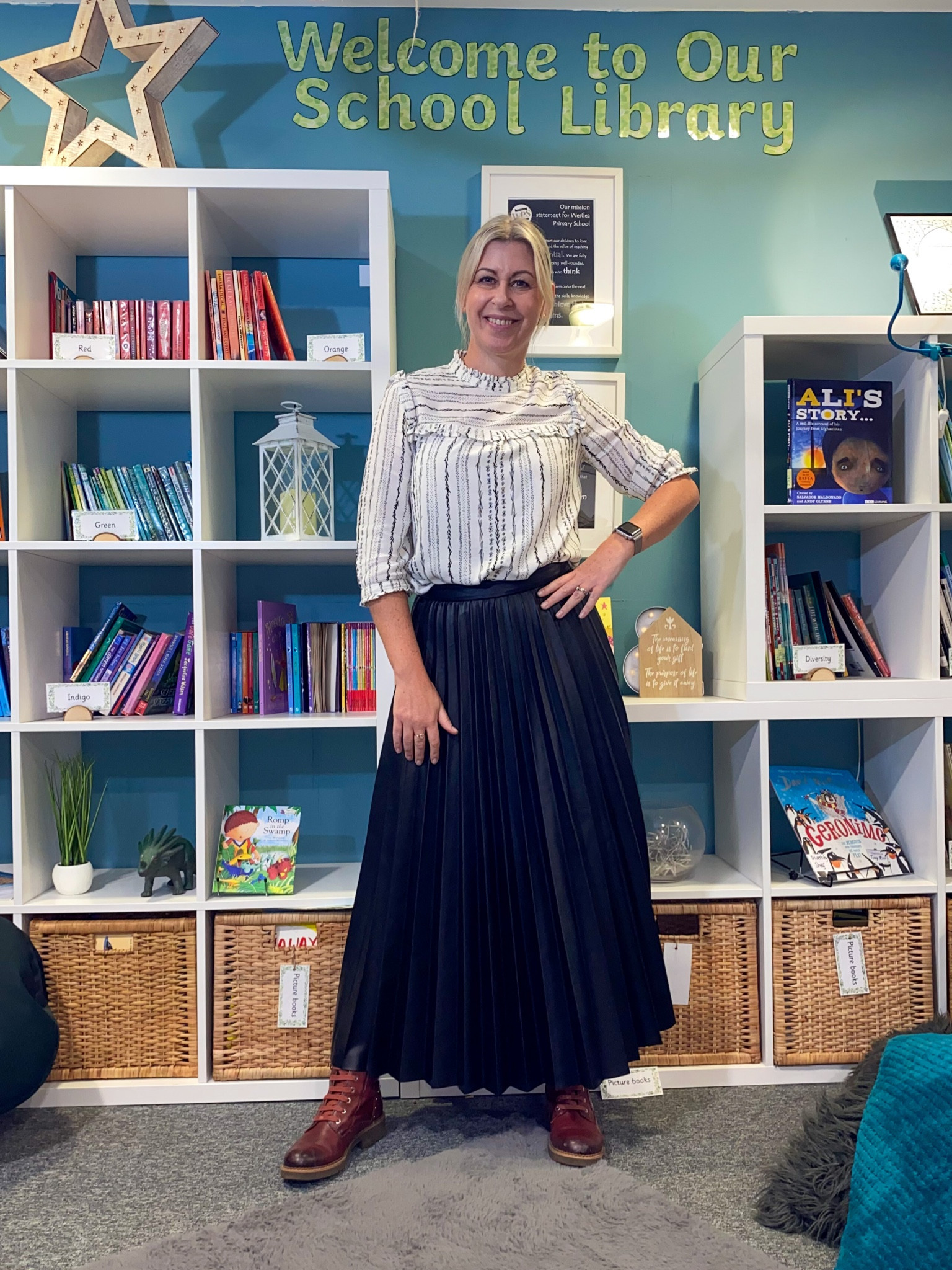 Similar skirt to my old mango one is this new season one from Monki  