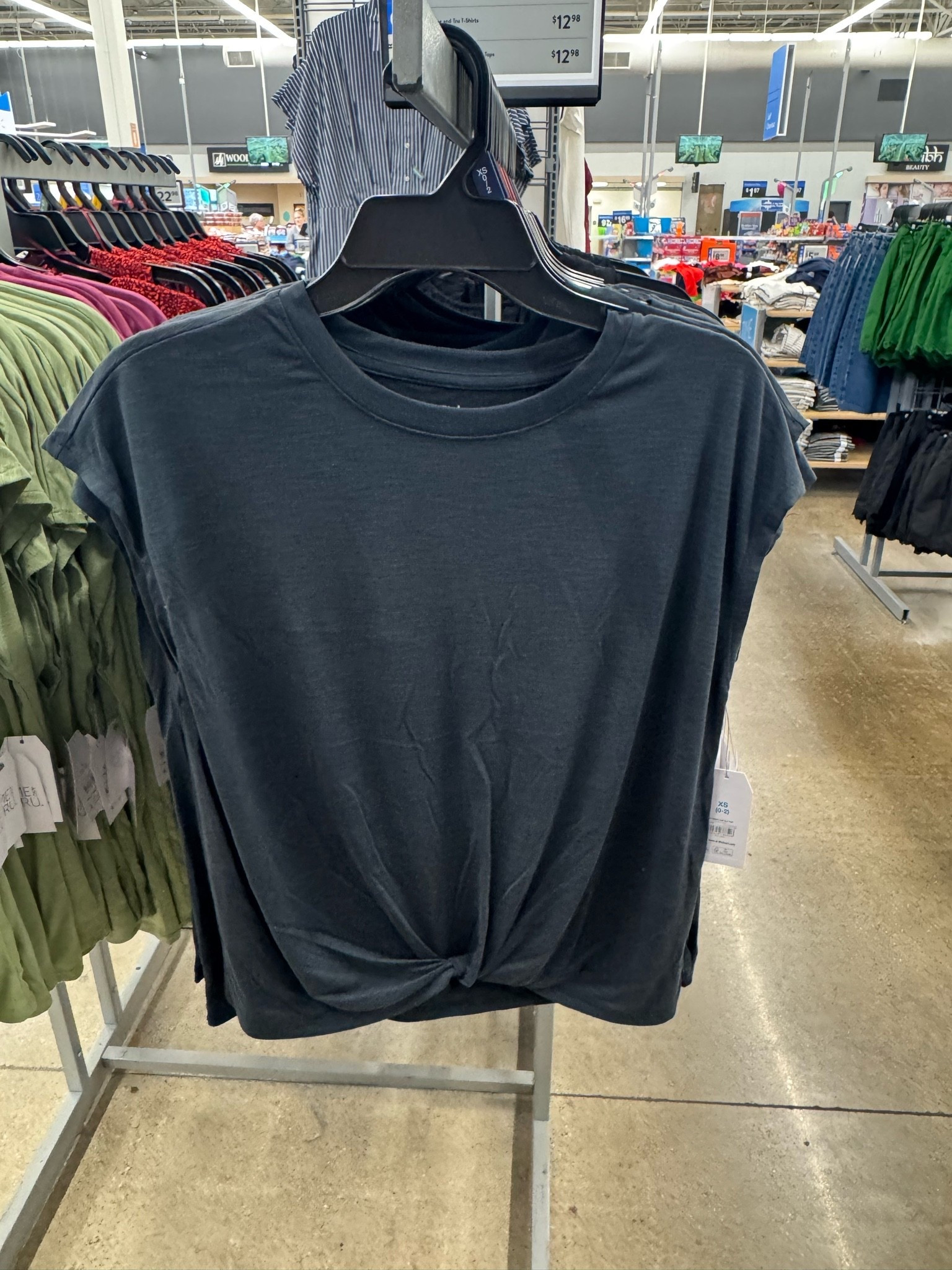 Walmart $13 Time and Tru Women's Twist Front Top, Sizes XS-XXXL

Summer outfit / summer tops / workwear / date night outfit / beach vacation outfit

#LTKSeasonal #LTKTravel #LTKWorkwear