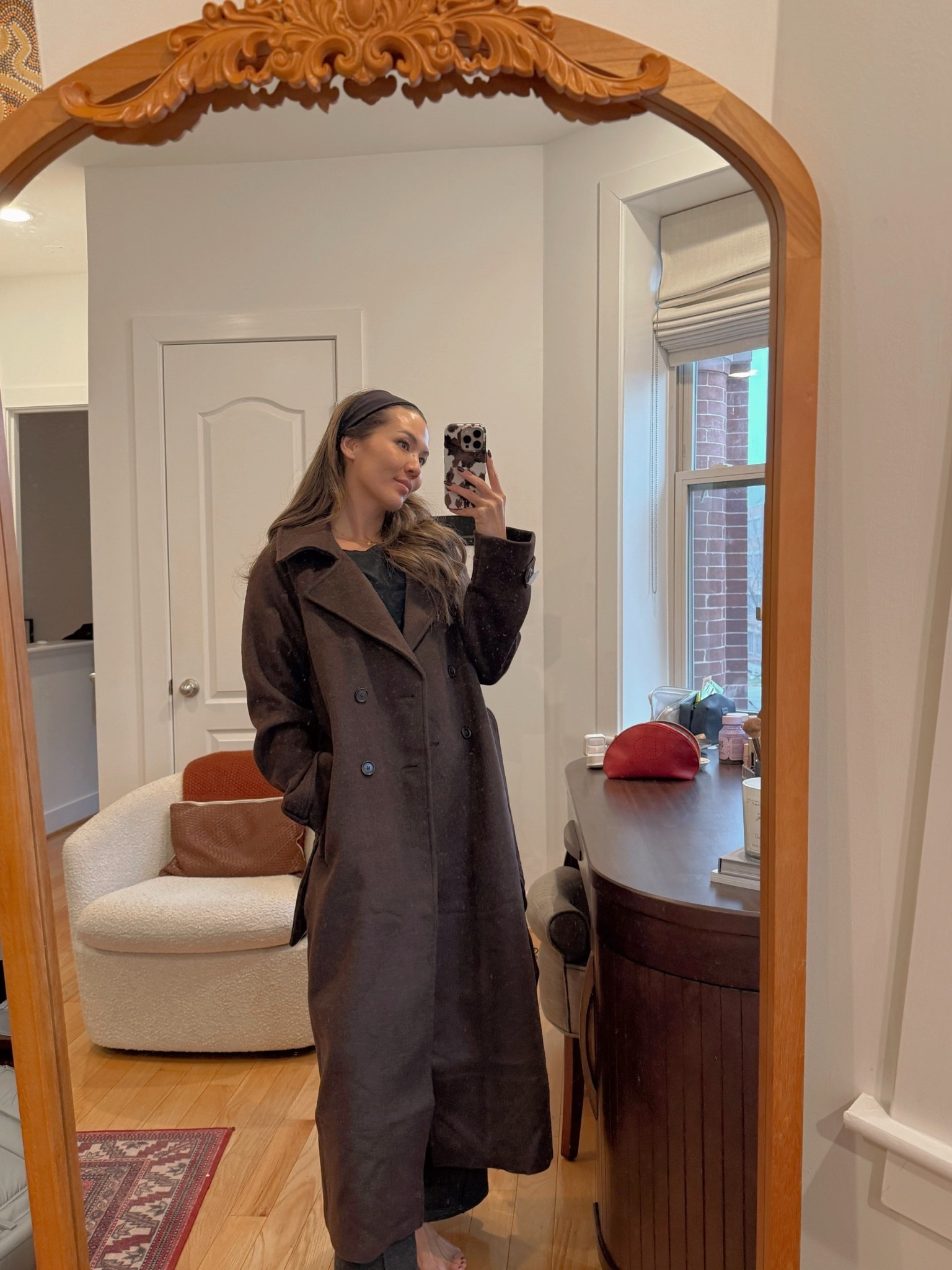 Love love love this Abercrombie trench 😍😍

I linked a few similar options too!

#LTKSeasonal #LTKootd #LTKHoliday